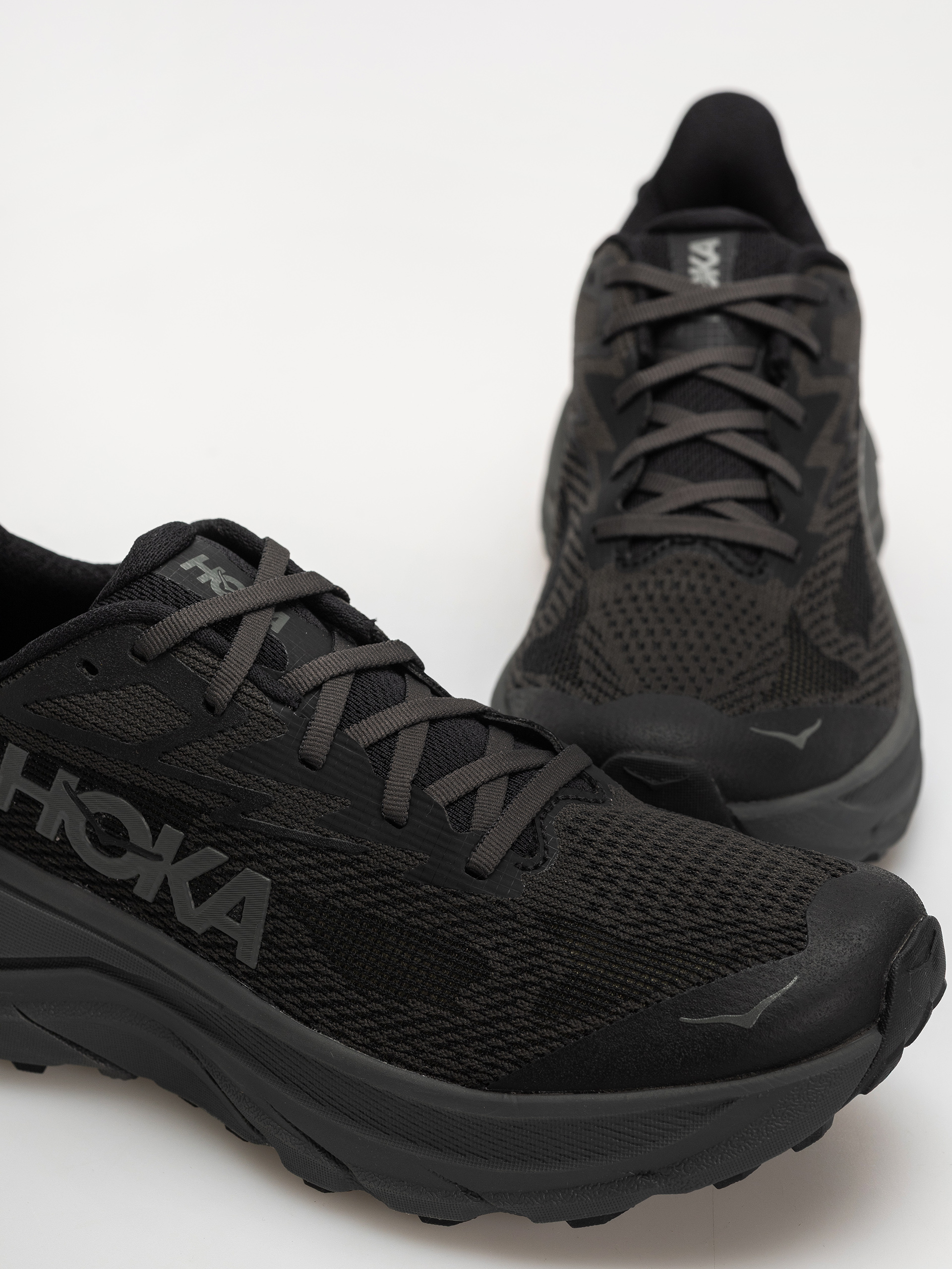 Обувки Hoka Challenger 8 (black/outer orbit)