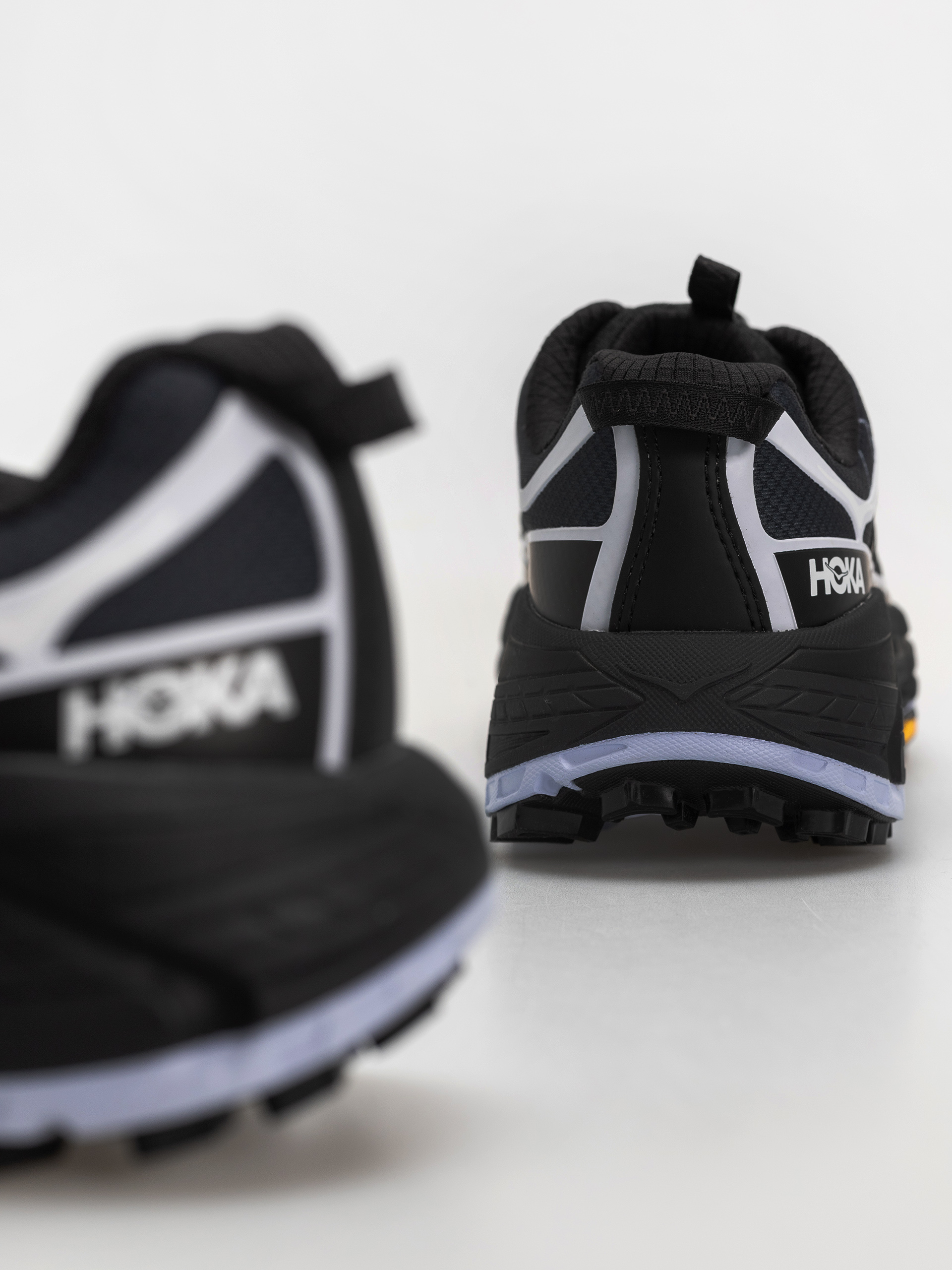 Обувки Hoka Mafate Three2 Wordmark (carbon black/ambient blue)