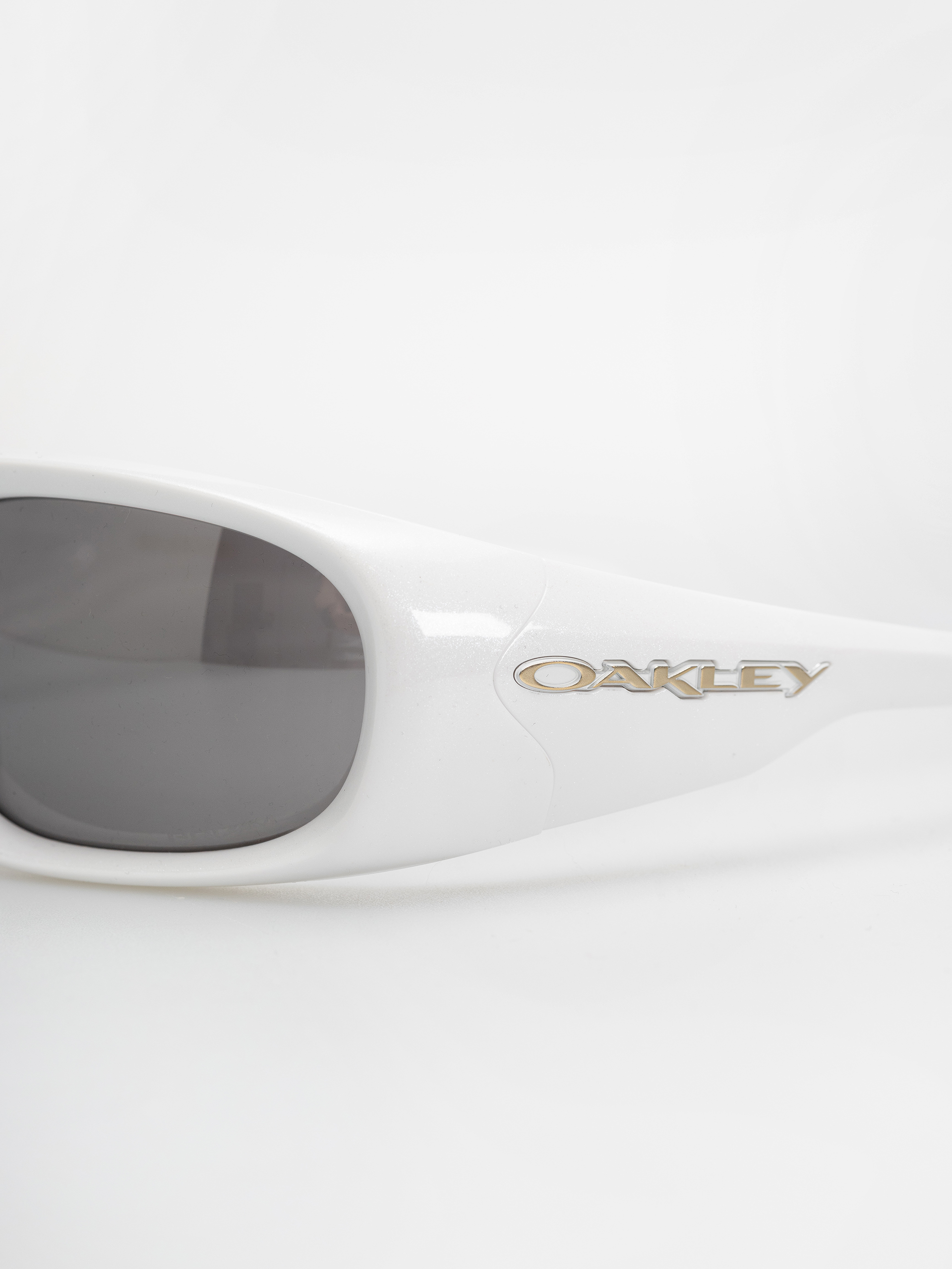 Слънчеви очила Oakley Belleville (pearl white/prizm black)