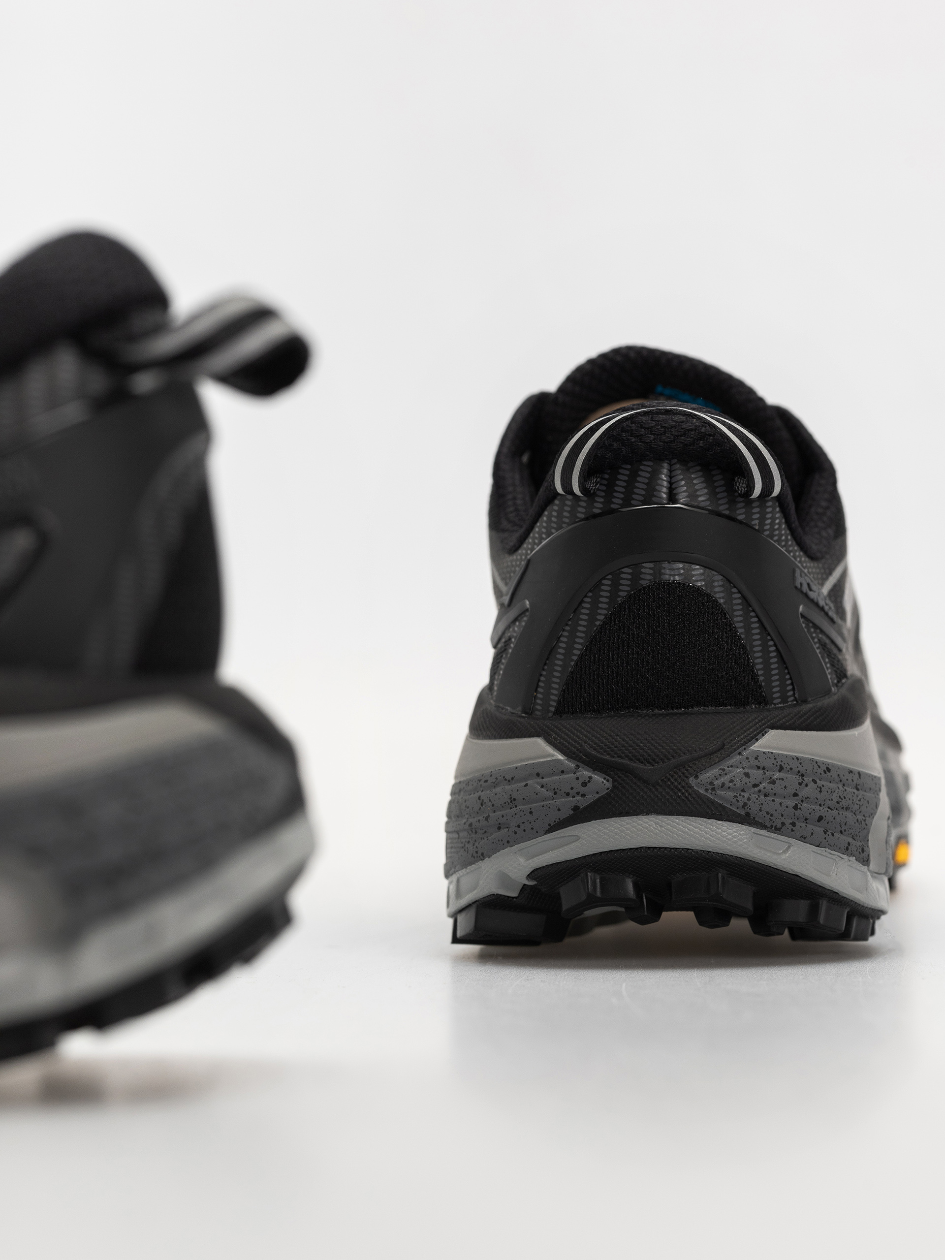Обувки Hoka Mafate Speed 2 (black castlerock)