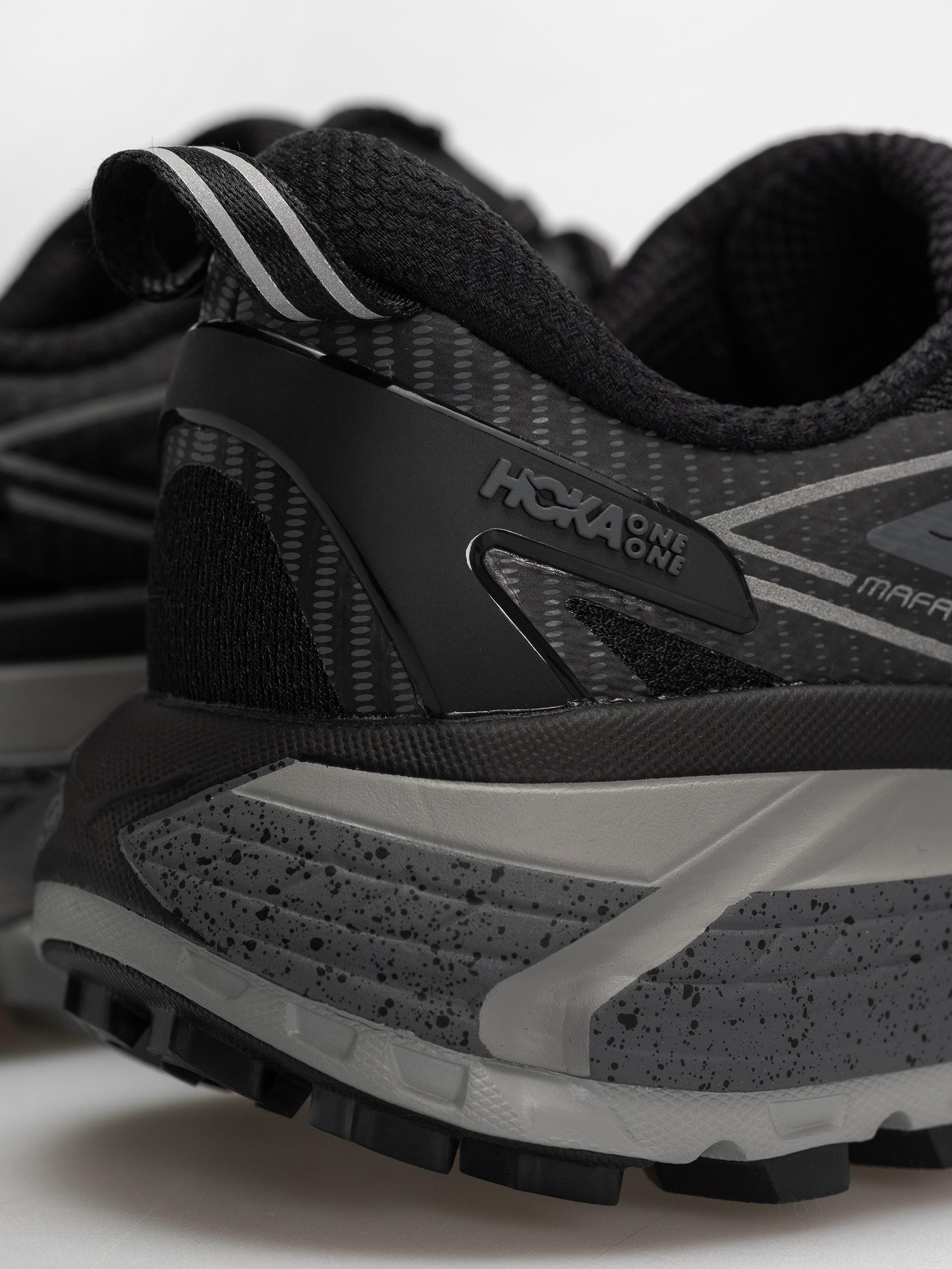 Обувки Hoka Mafate Speed 2 (black castlerock)