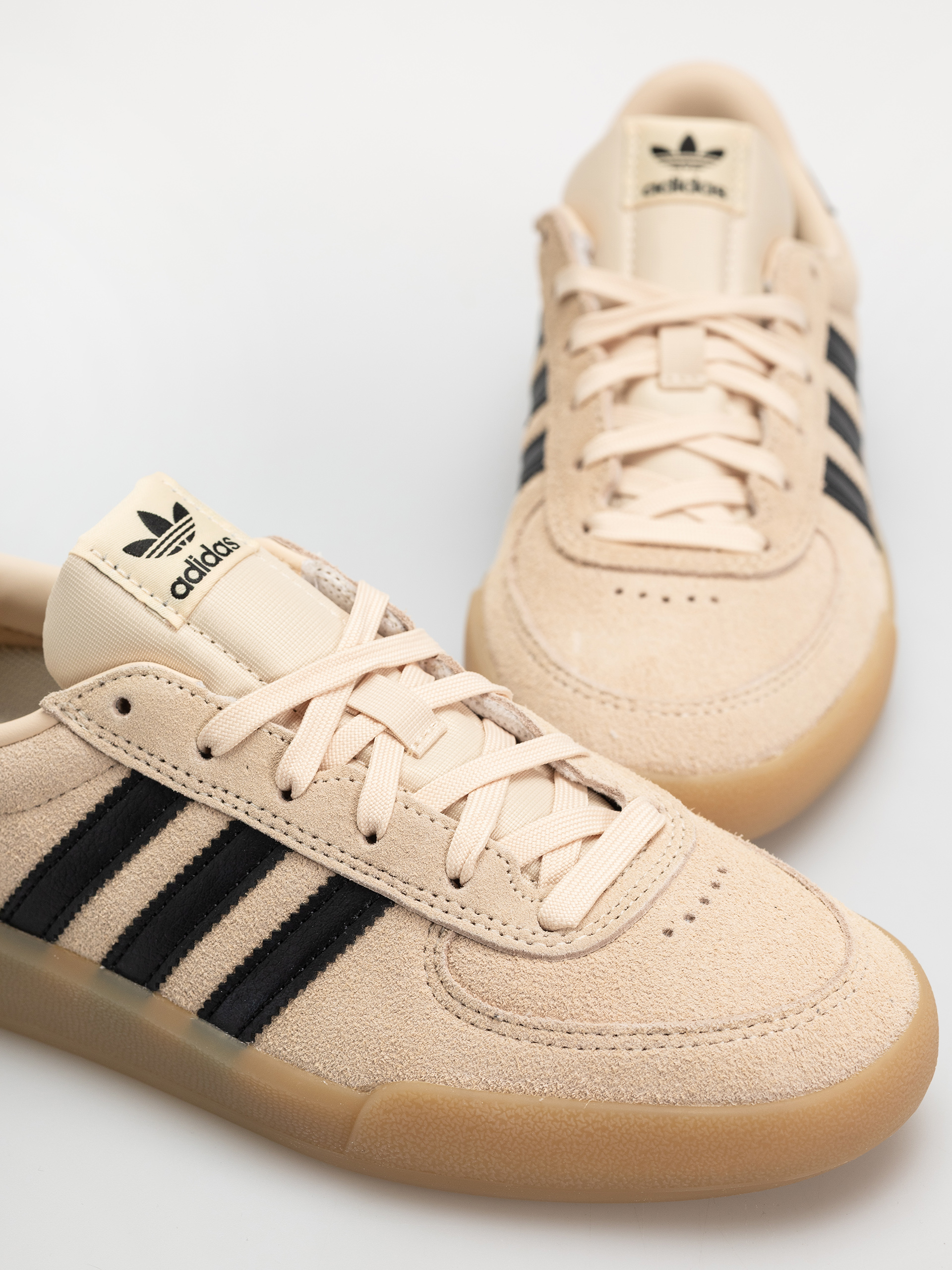 Обувки adidas Glenburn (sanstr/cblack/gum4)