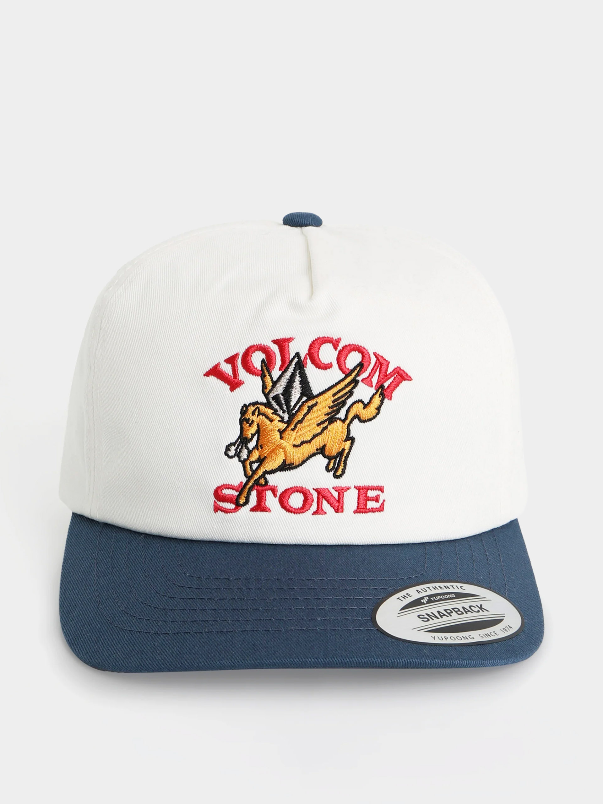 Шапка с козирка Volcom Petrolstone Adj (off white)