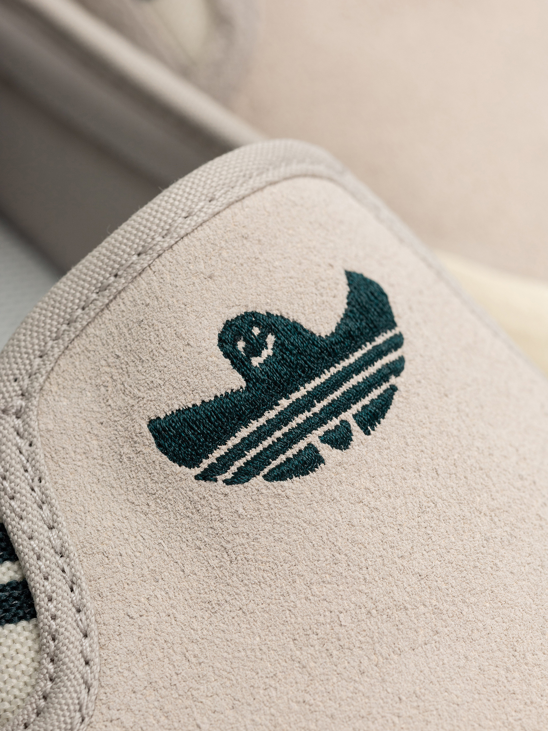 Обувки adidas Shmoofoil Slip Rx (wonalu/crewht)