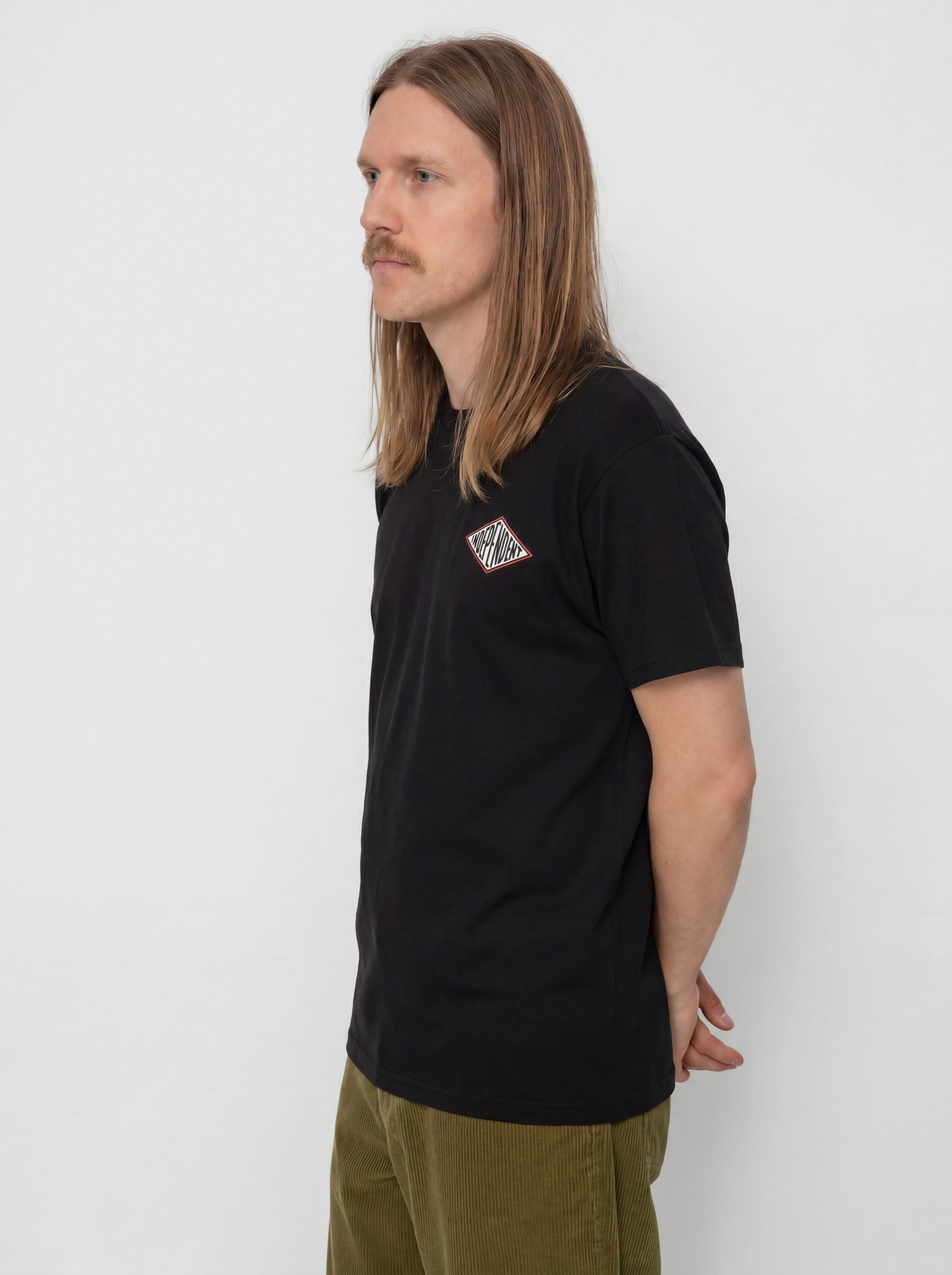 Тениска Independent Revolution (black)