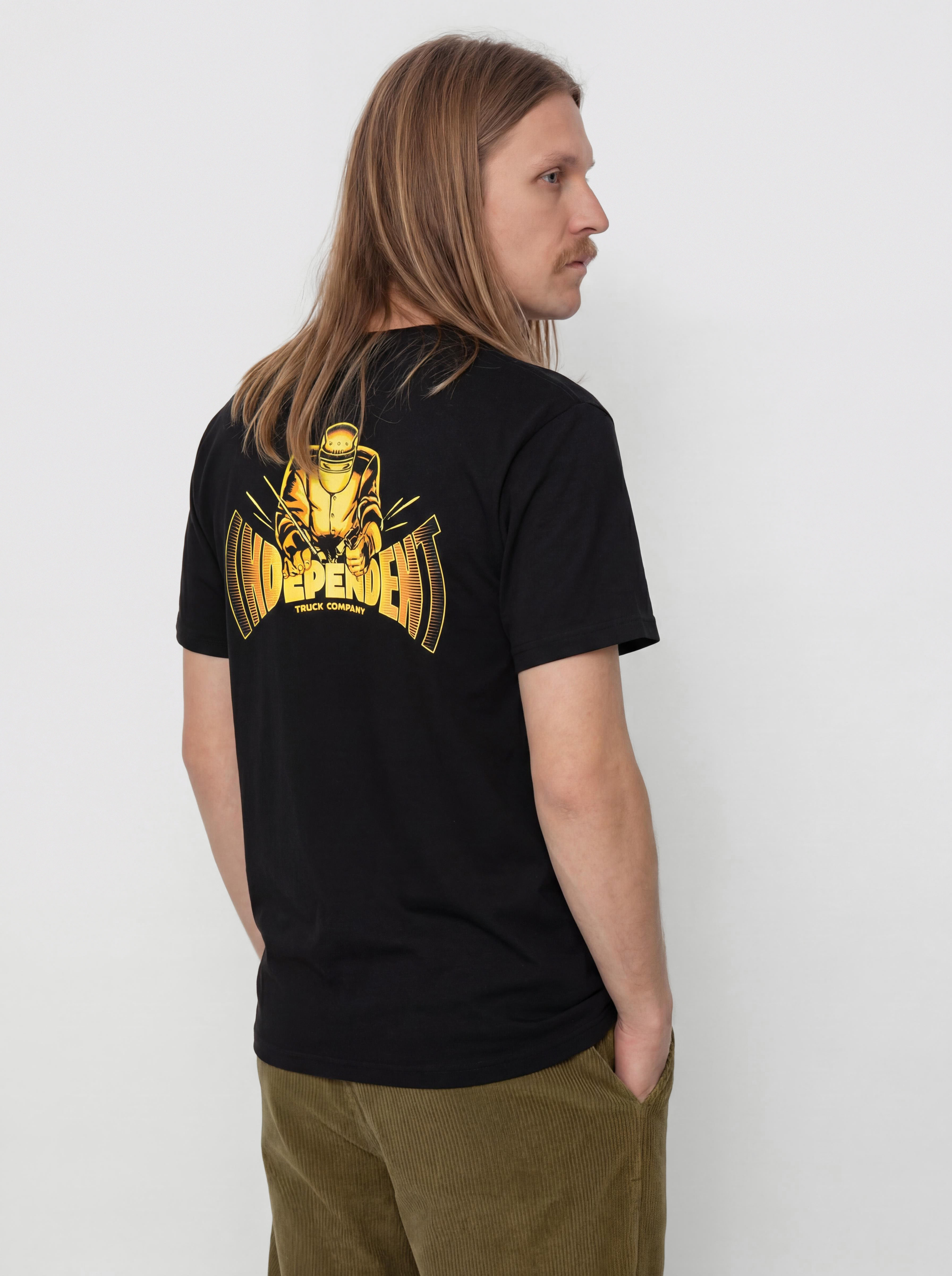 Тениска Independent Manufactured Span (black)