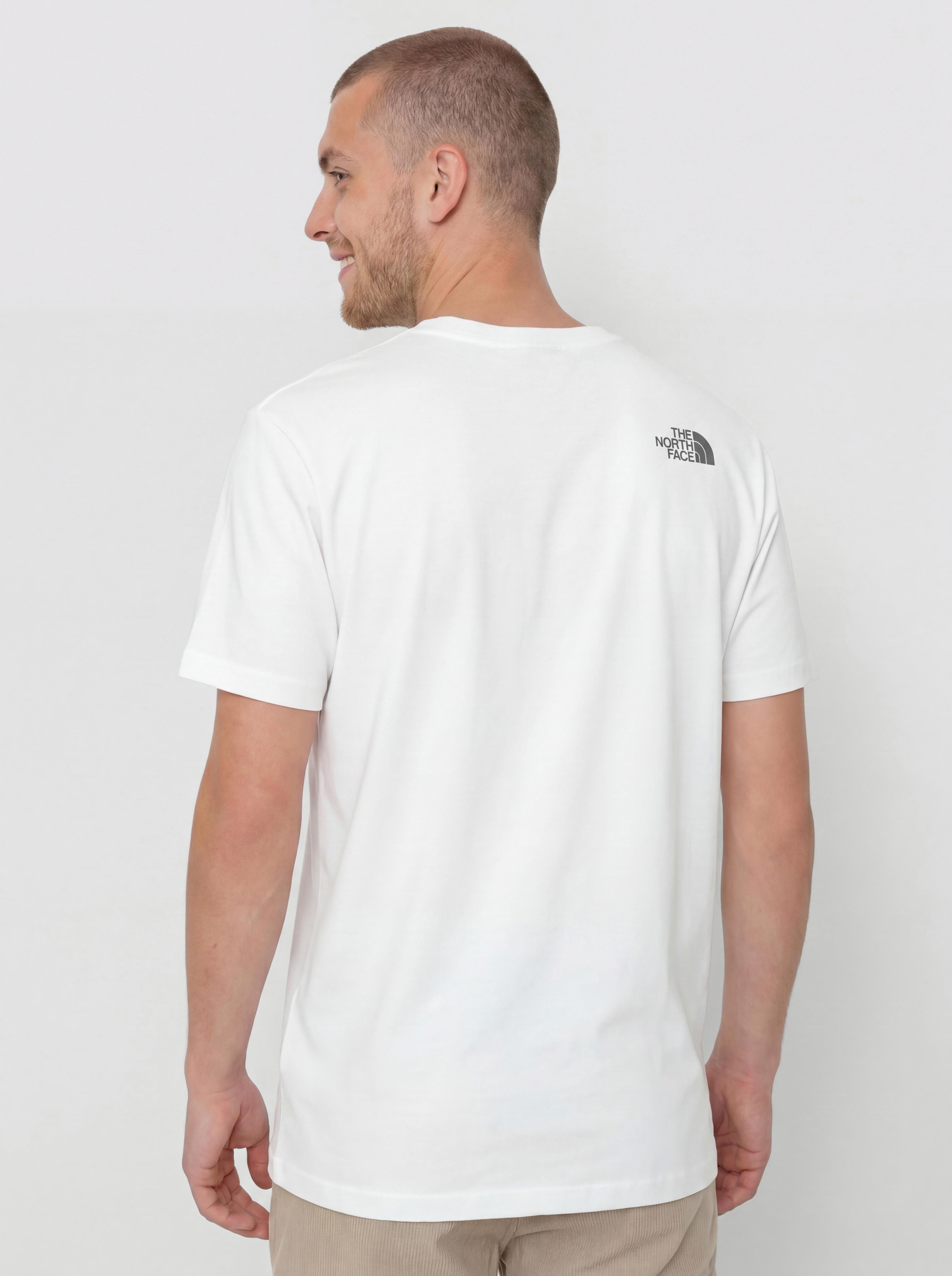 Тениска The North Face Mountain Line (tnf white)
