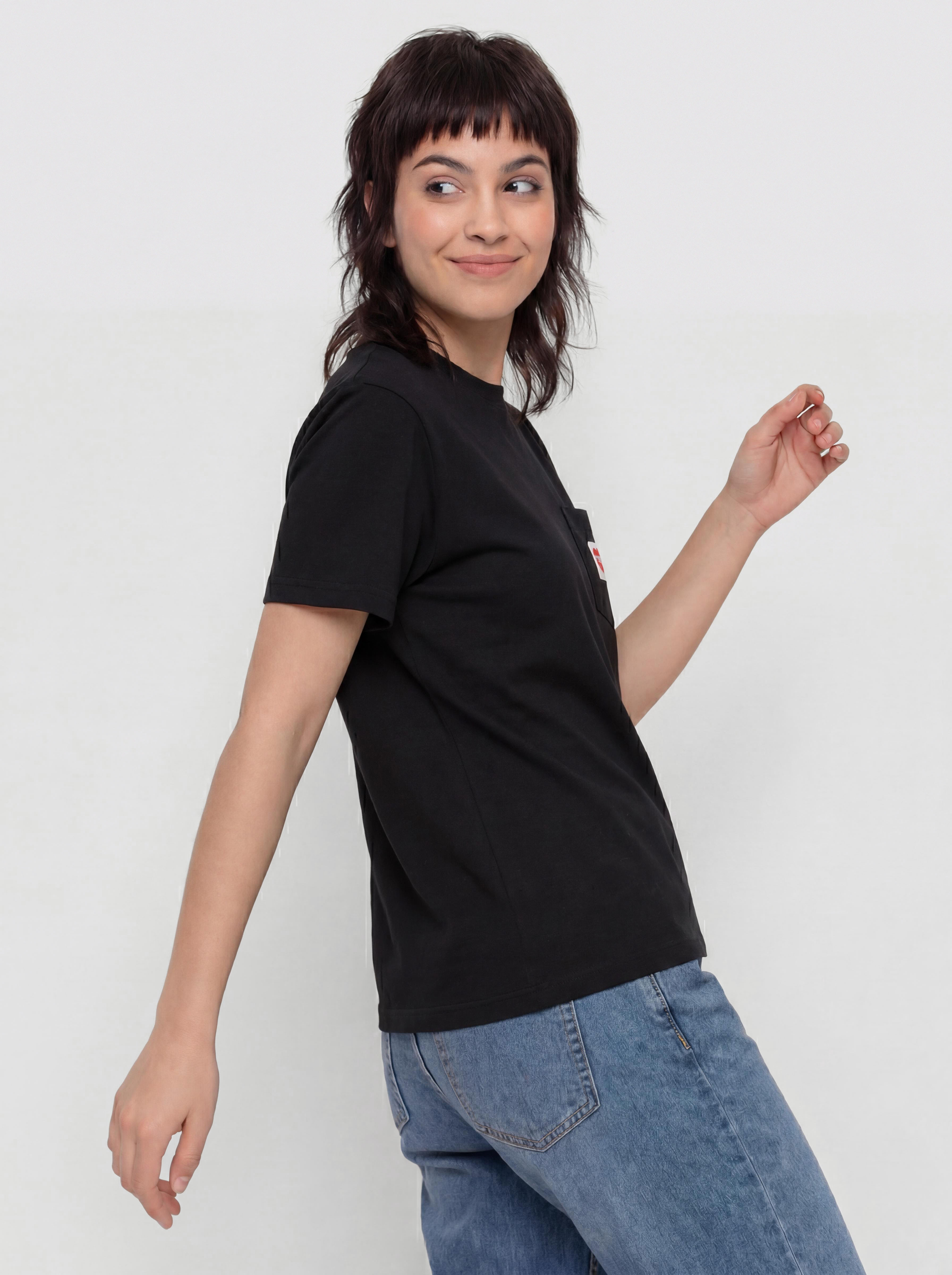 Тениска Carhartt WIP Pocket Heart Wmn (black/red)