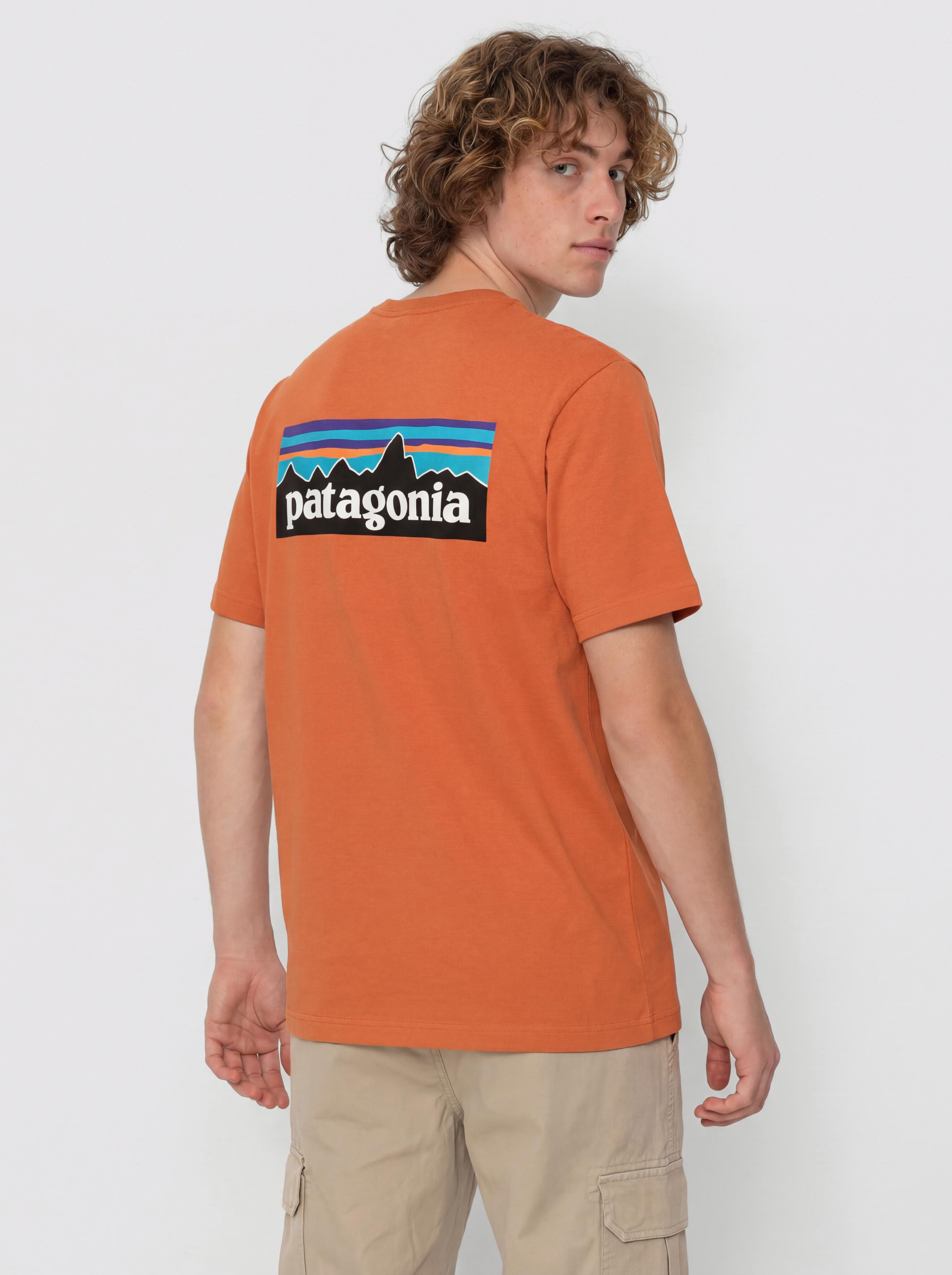 Тениска Patagonia P 6 Logo (coal orange)