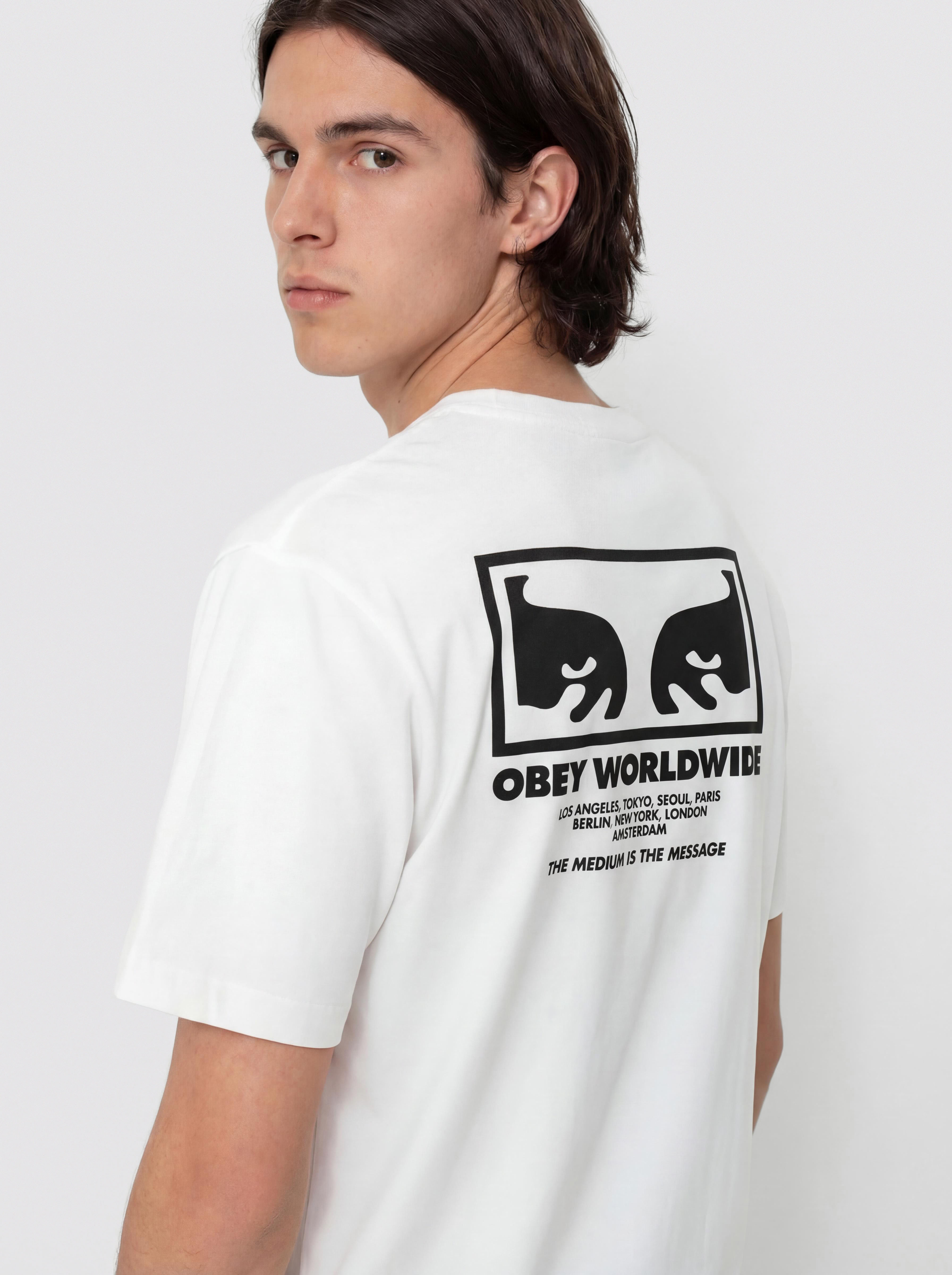u0422u0435u043du0438u0441u043au0430 OBEY The Medium Is The Message (white)