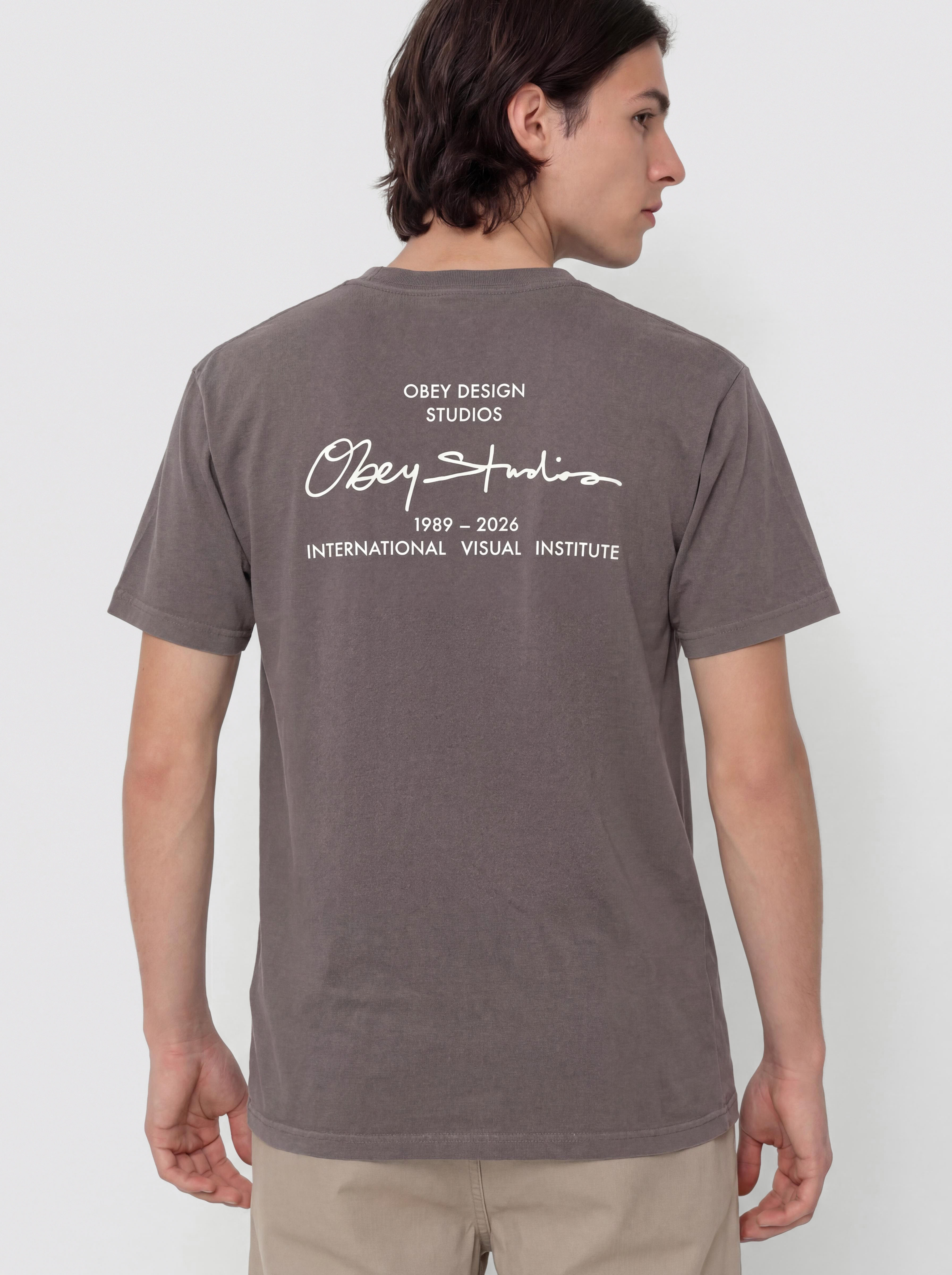 Тениска OBEY Institute (pigment dusty black)