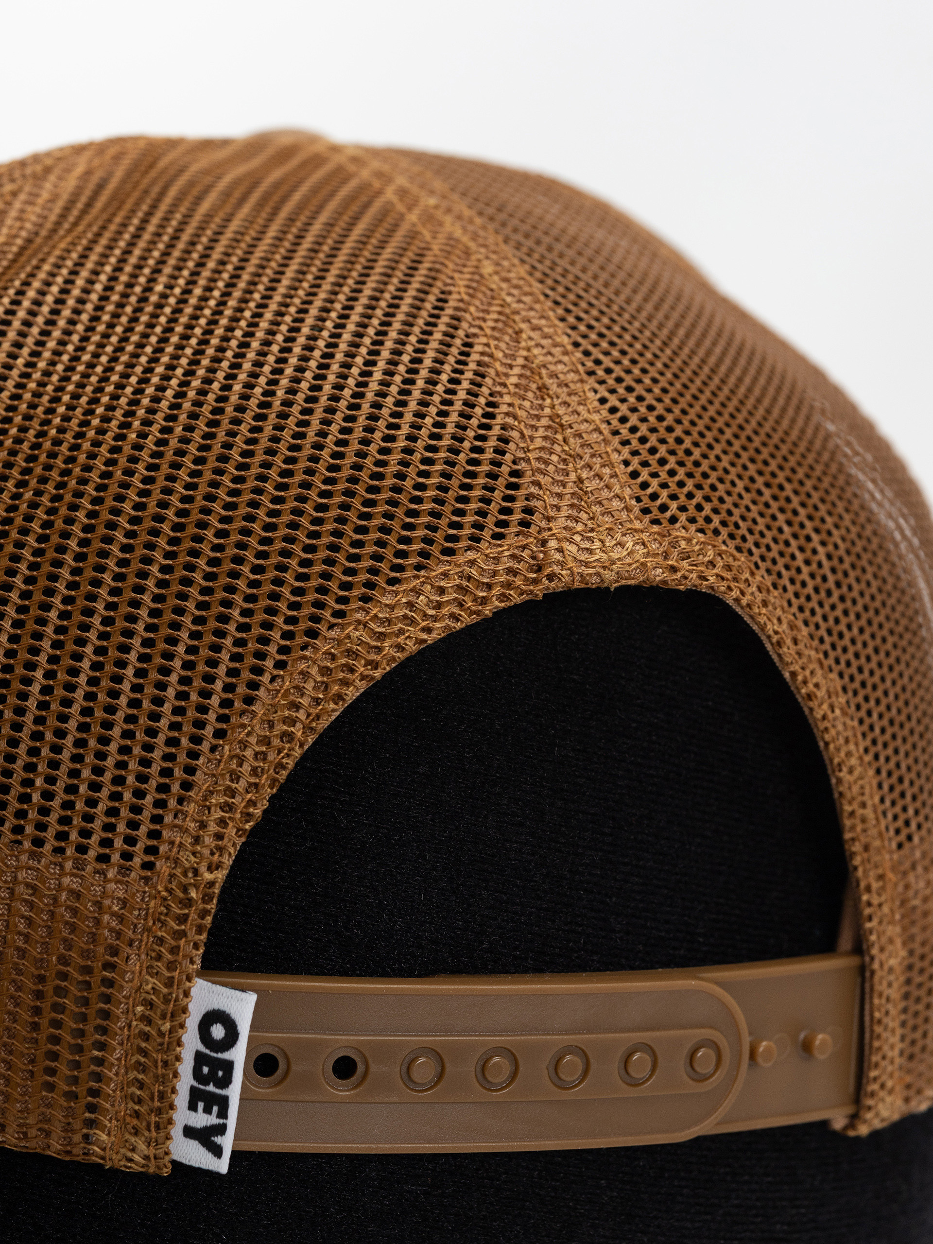 Шапка с козирка OBEY Ranch Trucker (tan)
