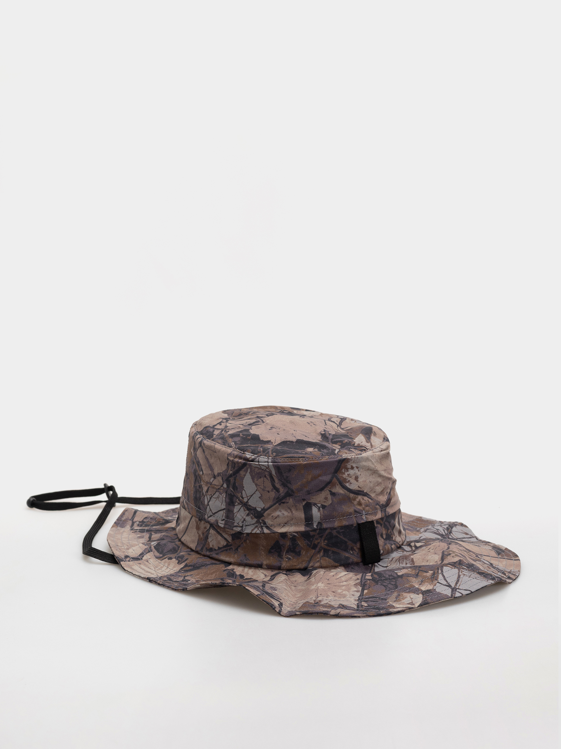 Шапка с периферия OBEY Sobo Trail Bucket (fence camo multi)