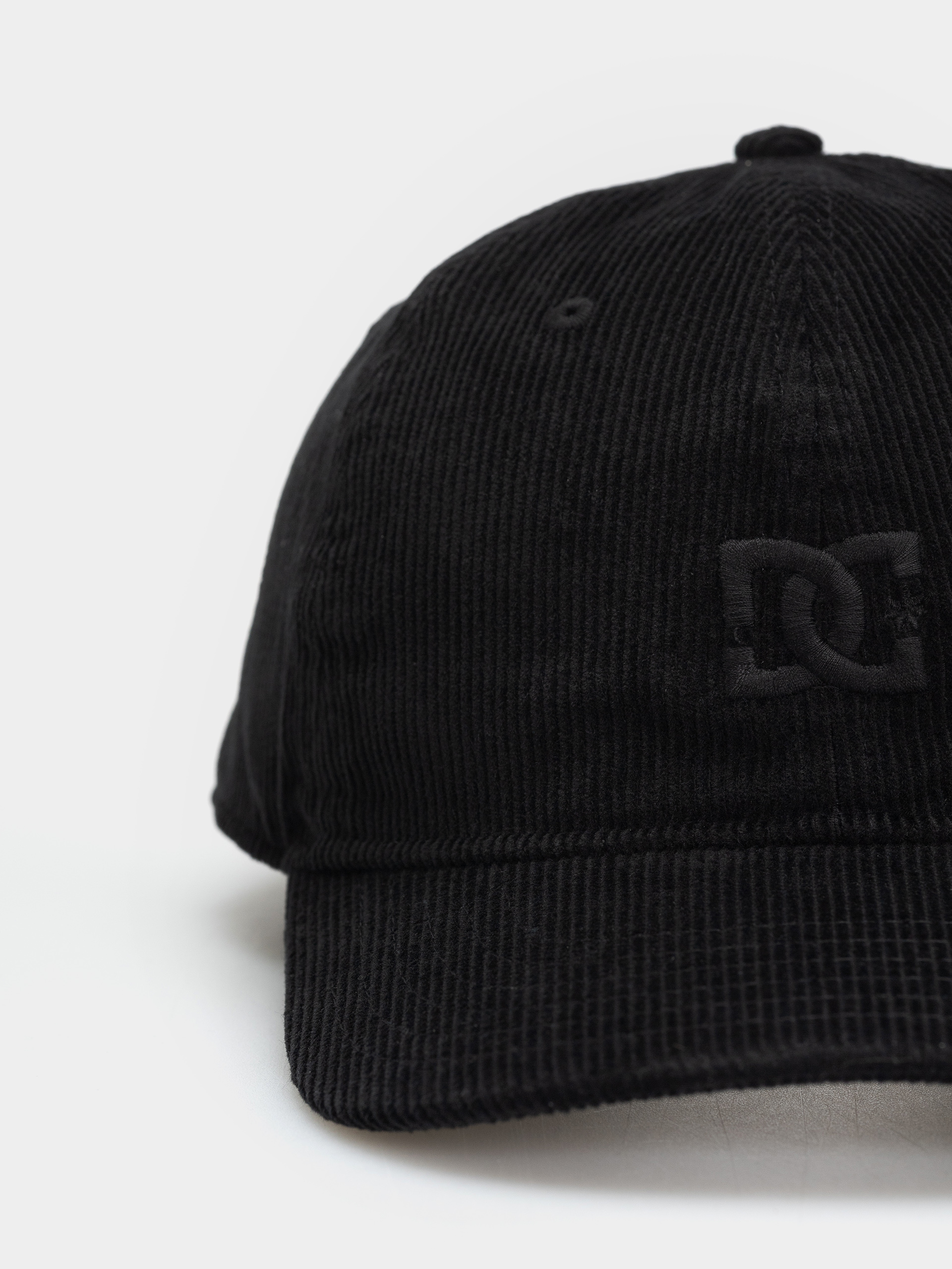 Шапка с козирка DC Star (black)