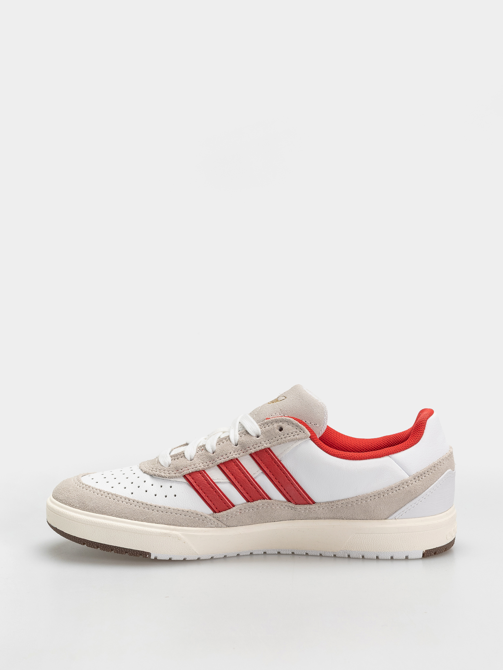 Обувки adidas Tyshawn II (ftwwht/betsca/cwhite)