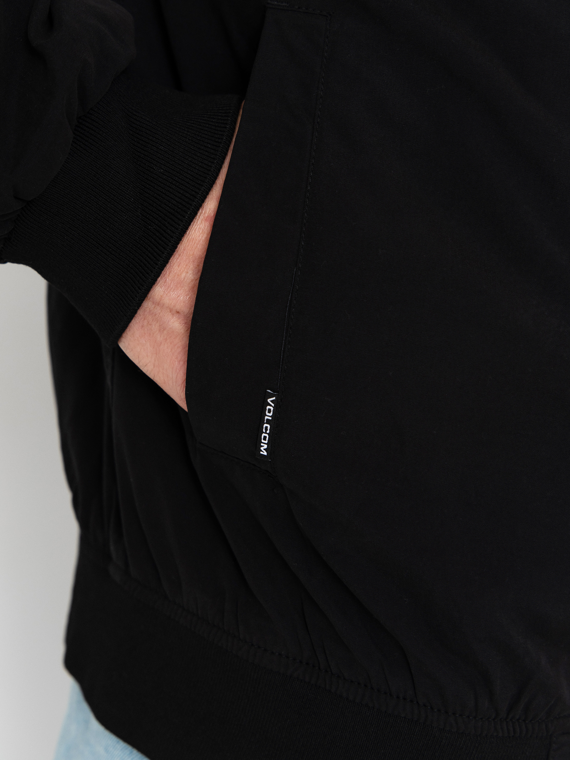 Яке Volcom Burnward (black)