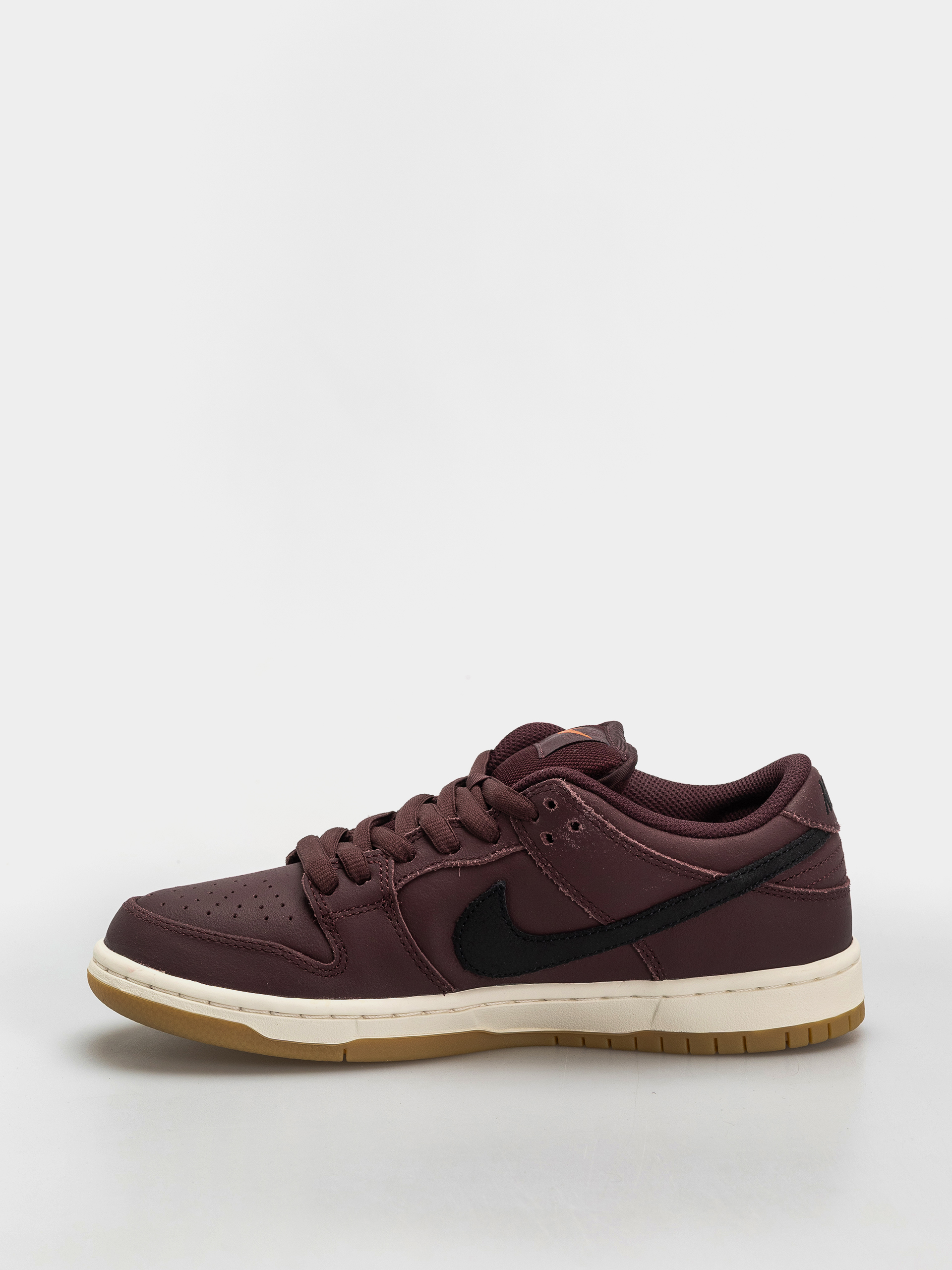 Обувки Nike SB Dunk Low Pro ISO (burgundy crush/black mystic dates sail)