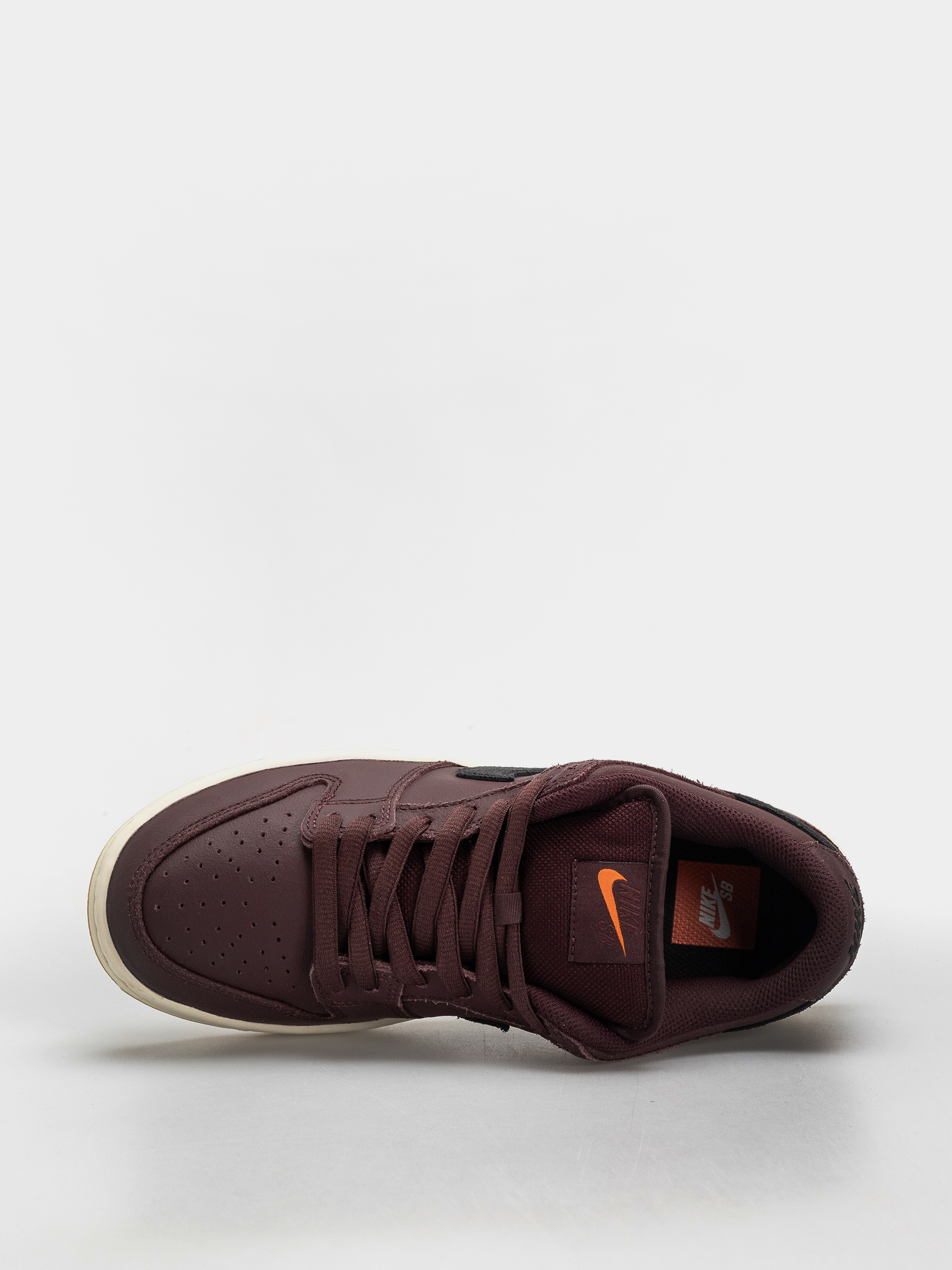 Обувки Nike SB Dunk Low Pro ISO (burgundy crush/black mystic dates sail)