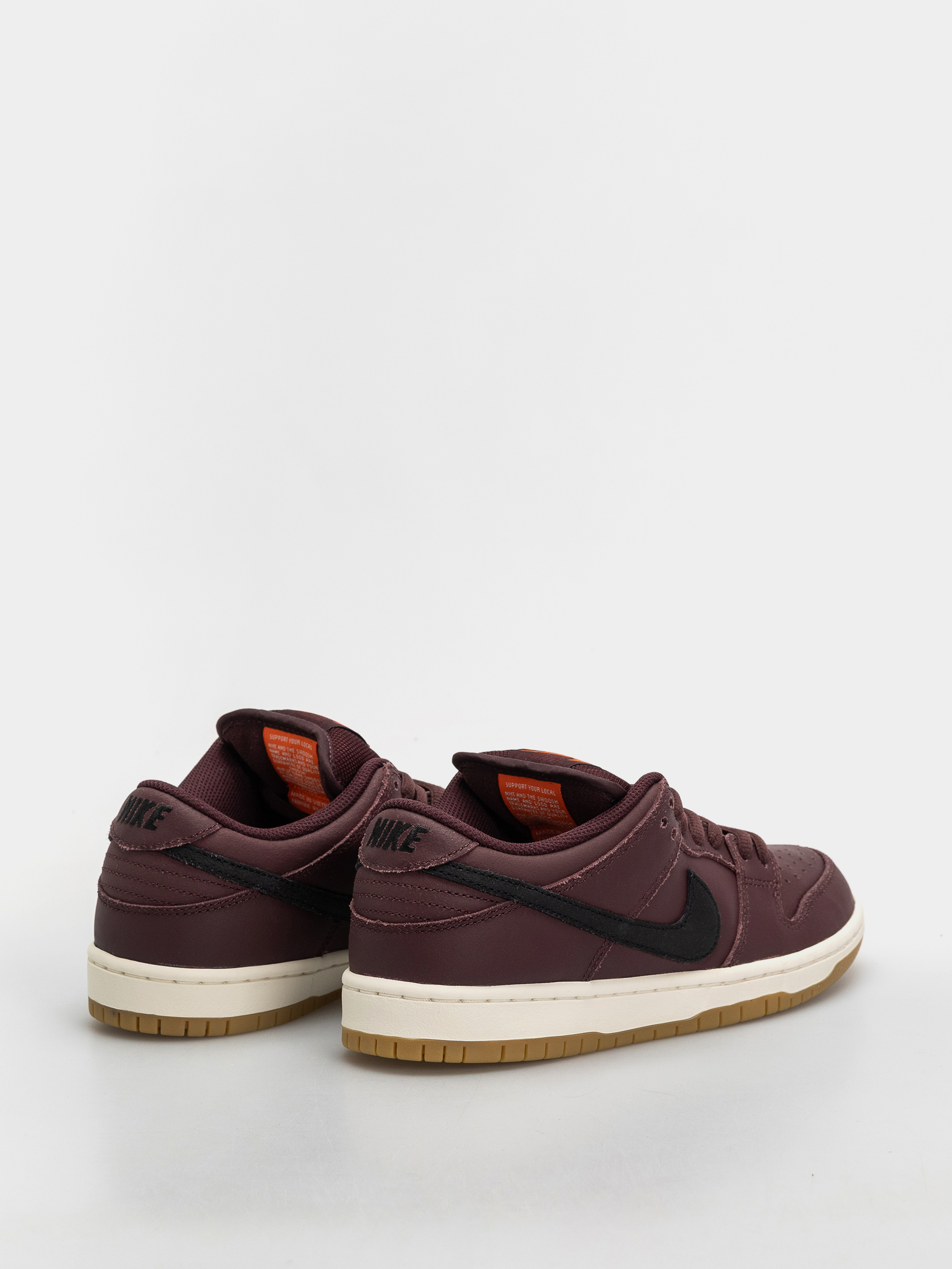 Обувки Nike SB Dunk Low Pro ISO (burgundy crush/black mystic dates sail)