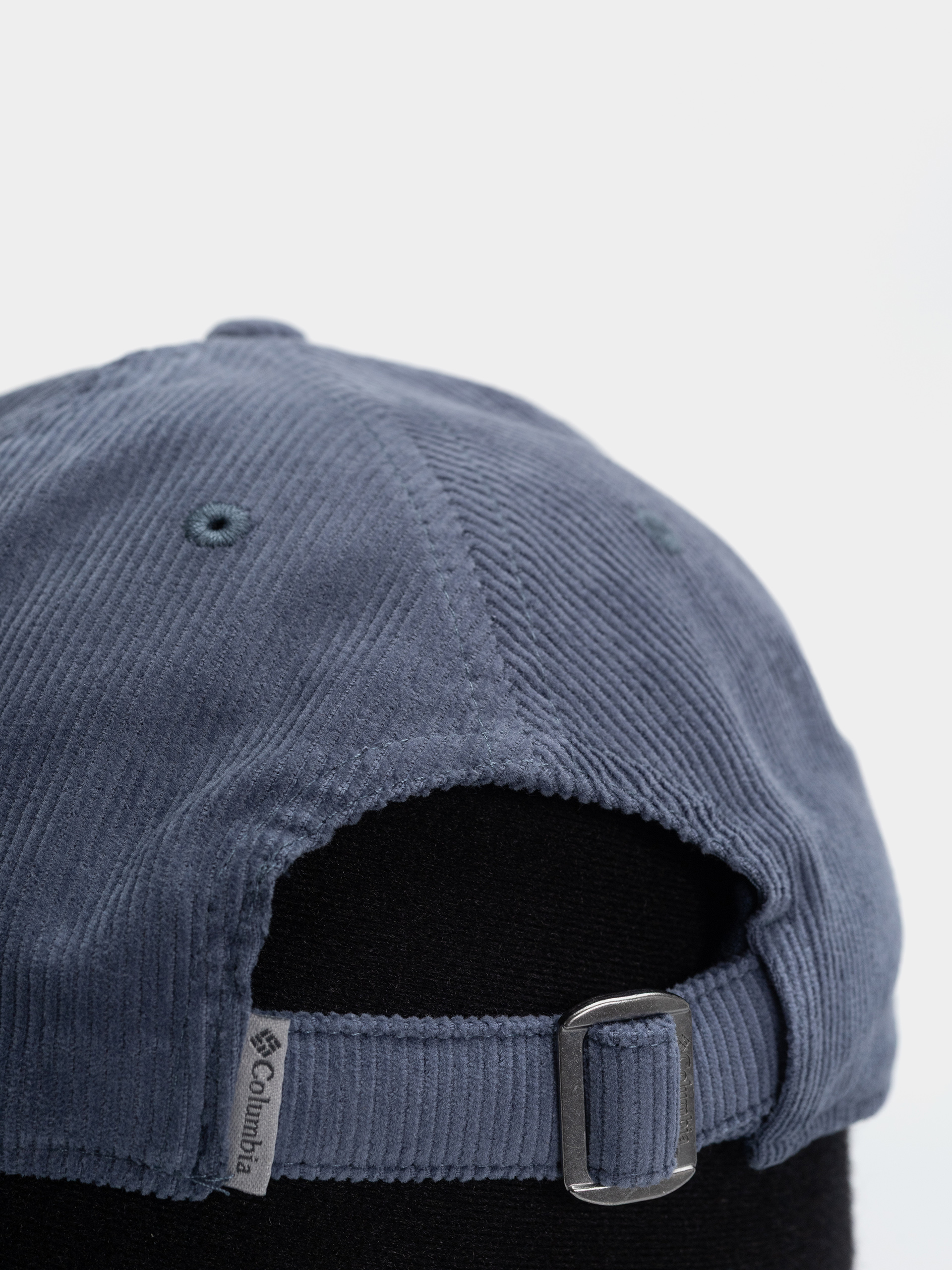 Шапка с козирка Columbia Wellzy Ball (dark mountain/columbia script)