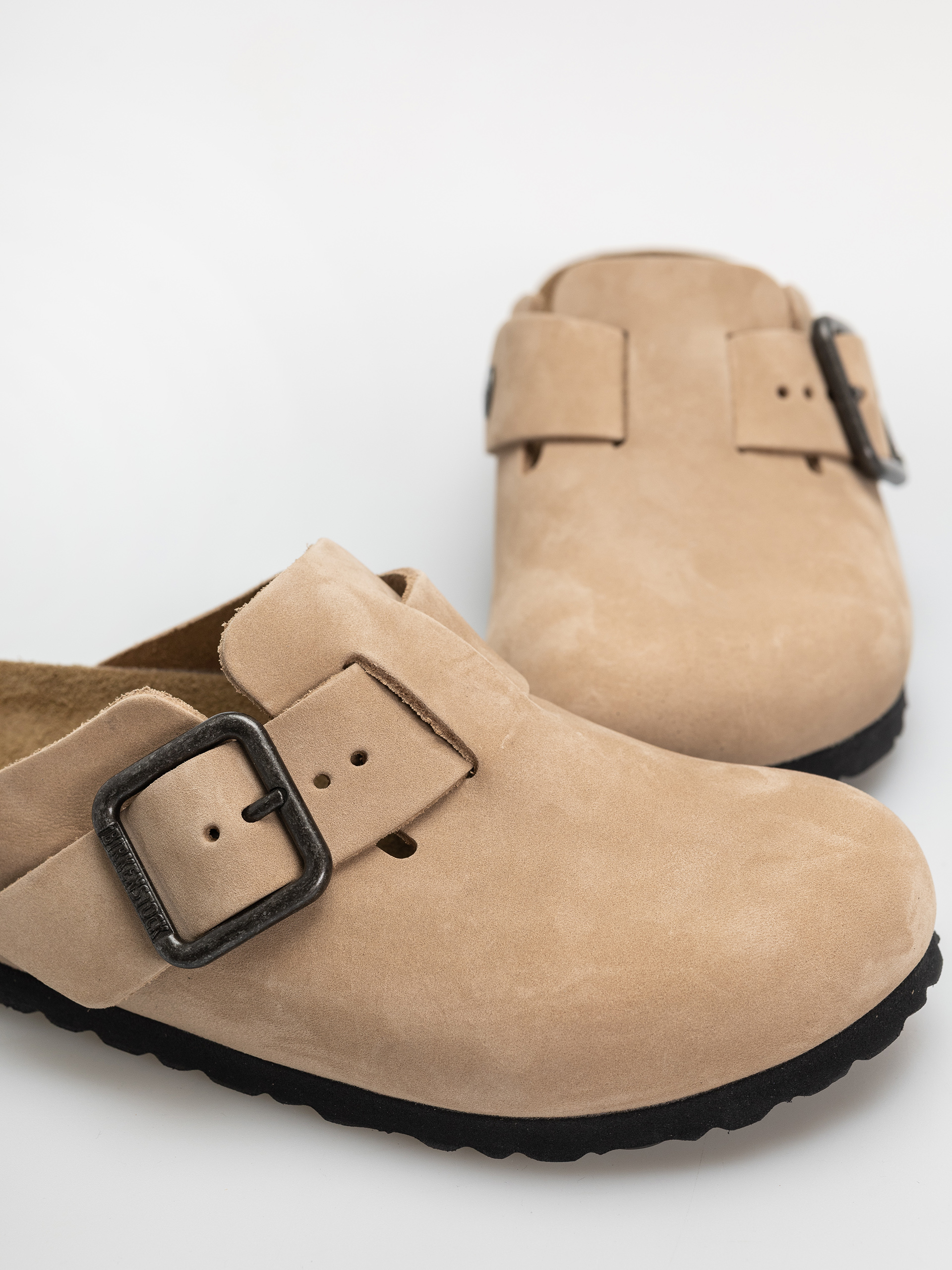 Чехли Birkenstock Boston Wire Buckle Nubuck Leather Narrow (sandcastle)