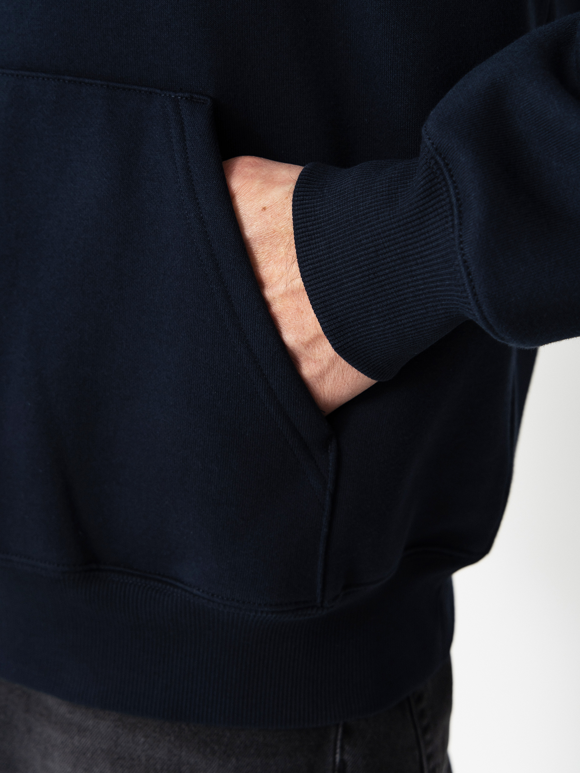 Суитшърт с качулка Carhartt WIP Carhartt HD (deep night/gentle green)