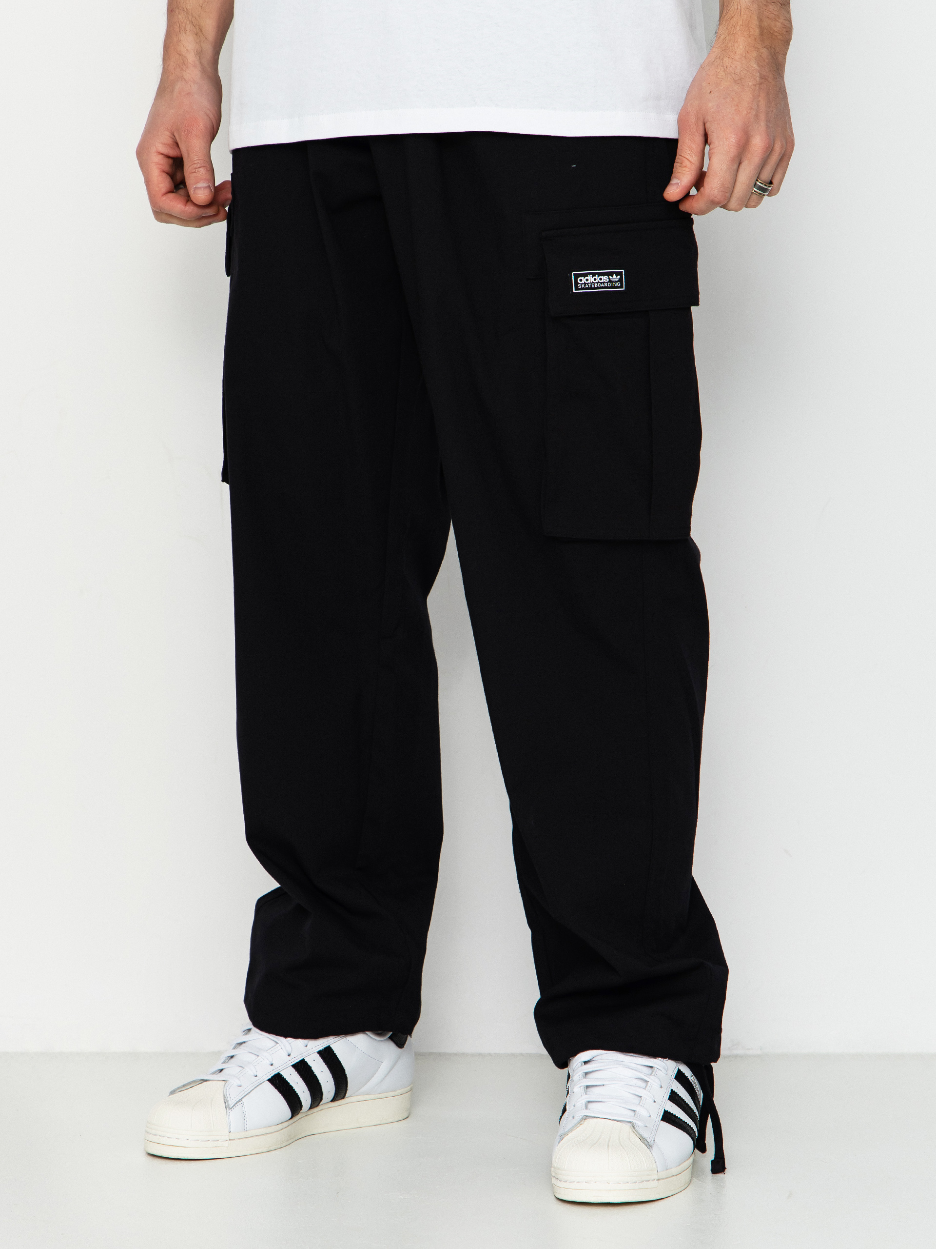 Панталони adidas Skt Cargo (black/black)