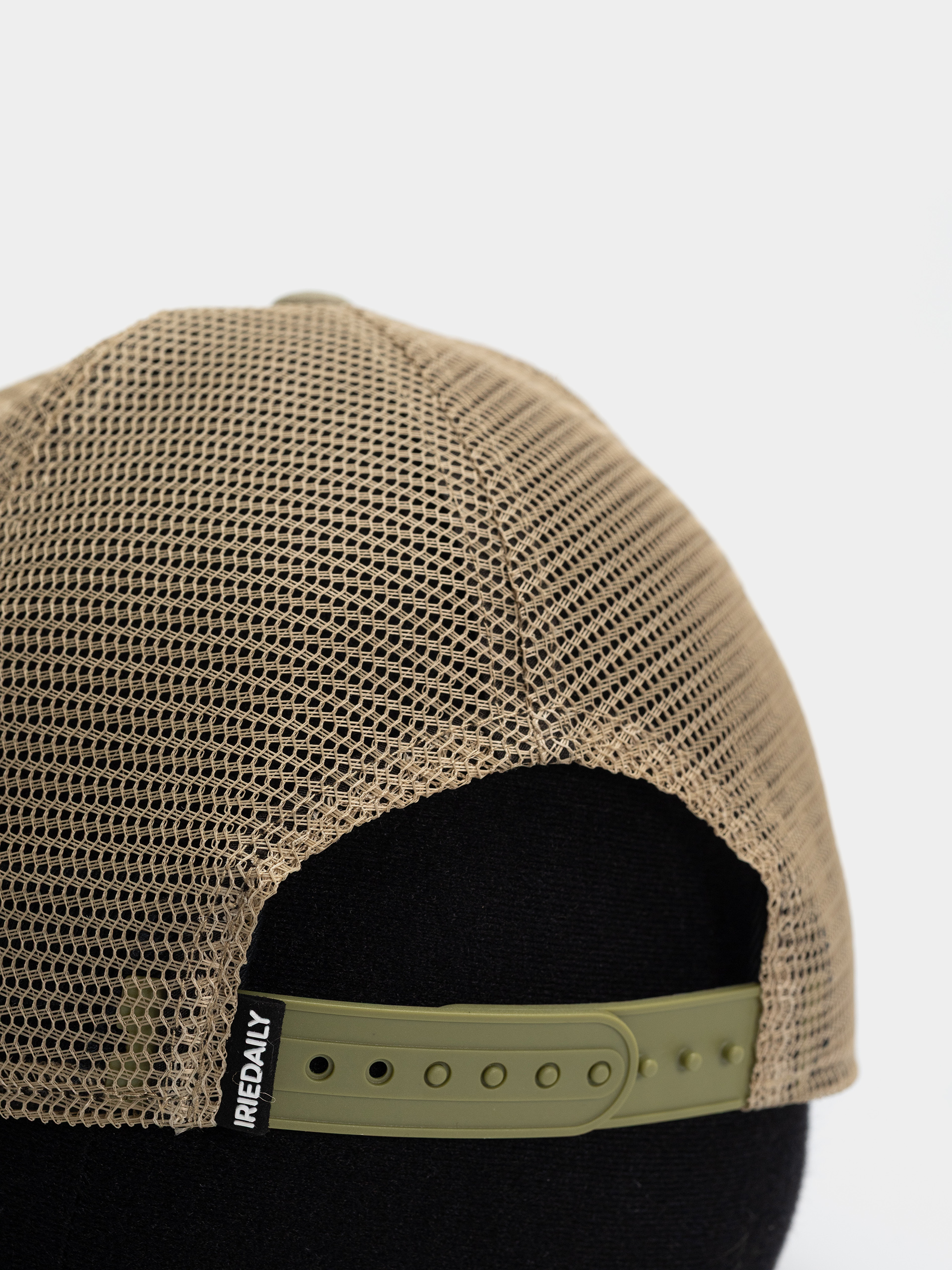 Шапка с козирка Iriedaily Daily Flag (reed)