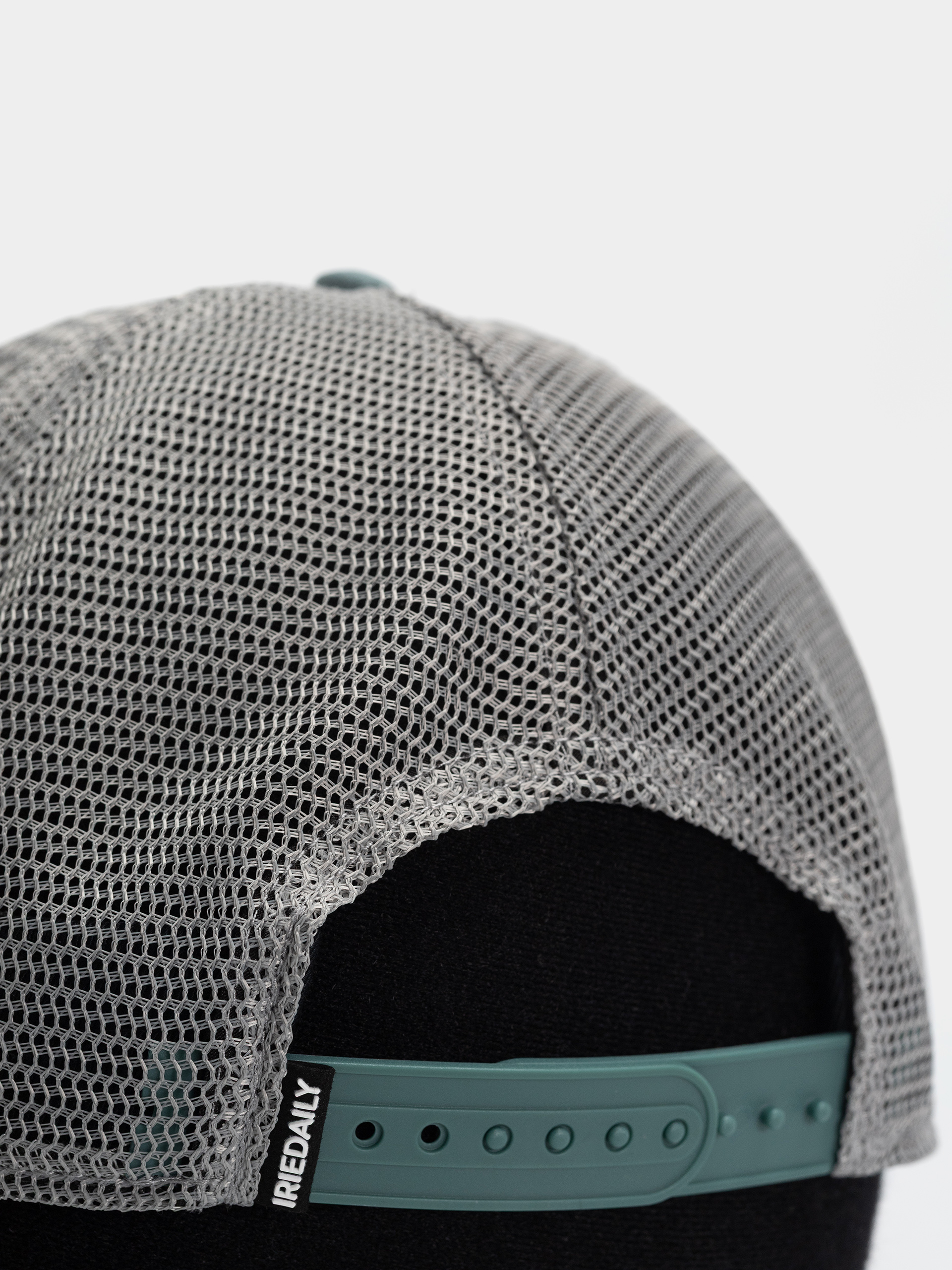 Шапка с козирка Iriedaily Daily Flag (jungle green)