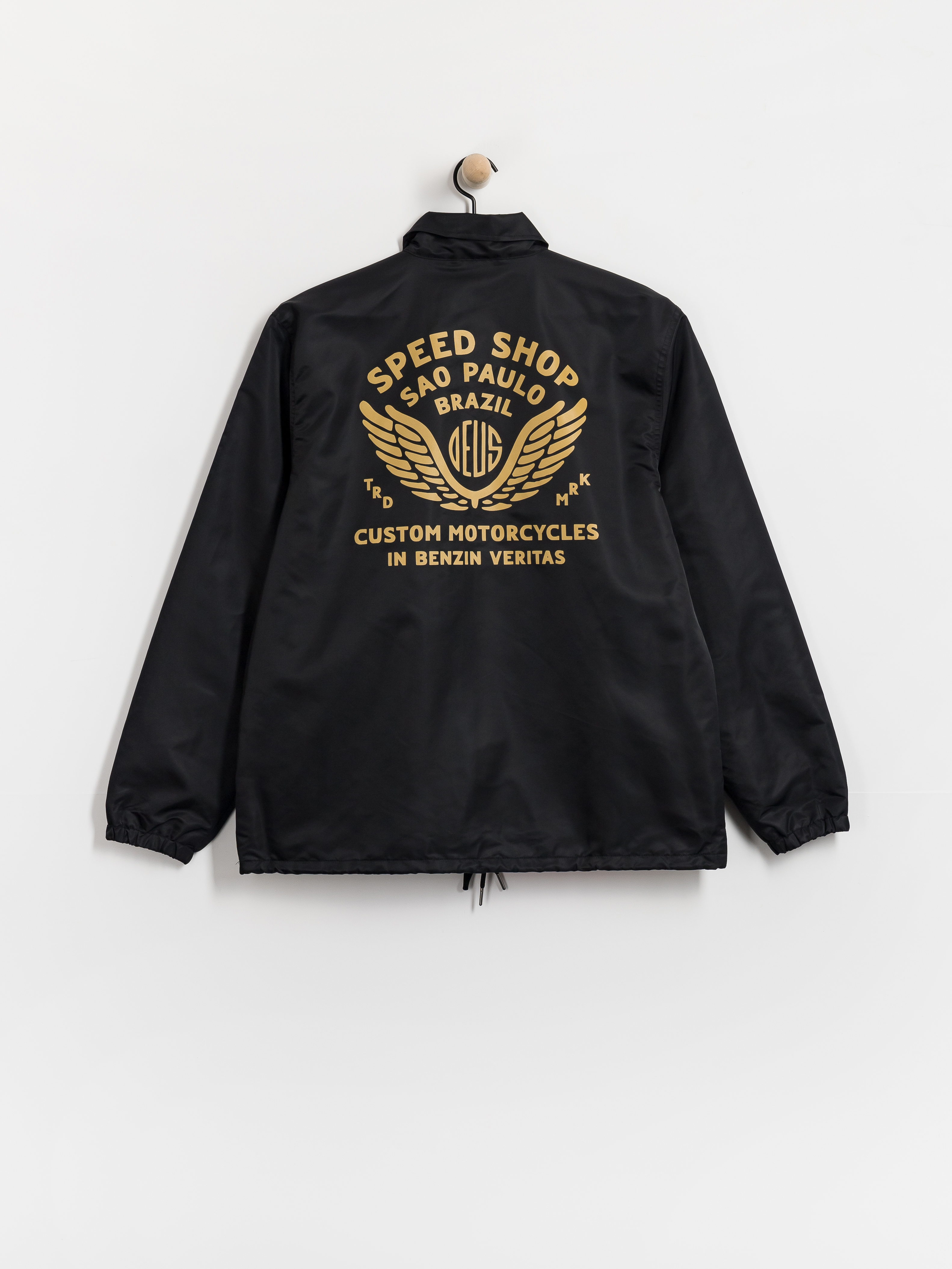 Яке Deus Ex Machina Munificence Nylon Coach (black)