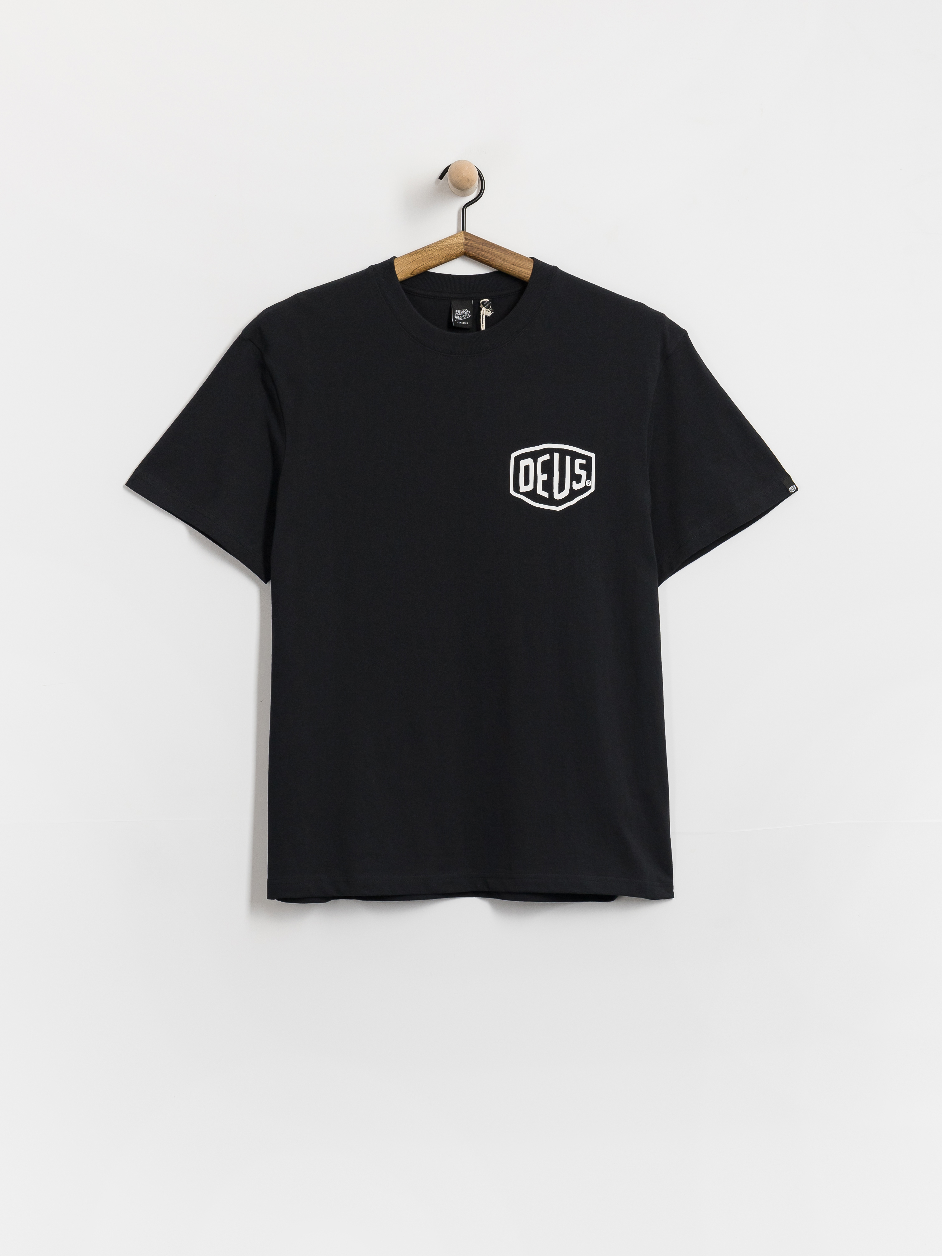 Тениска Deus Ex Machina Frontage (black)