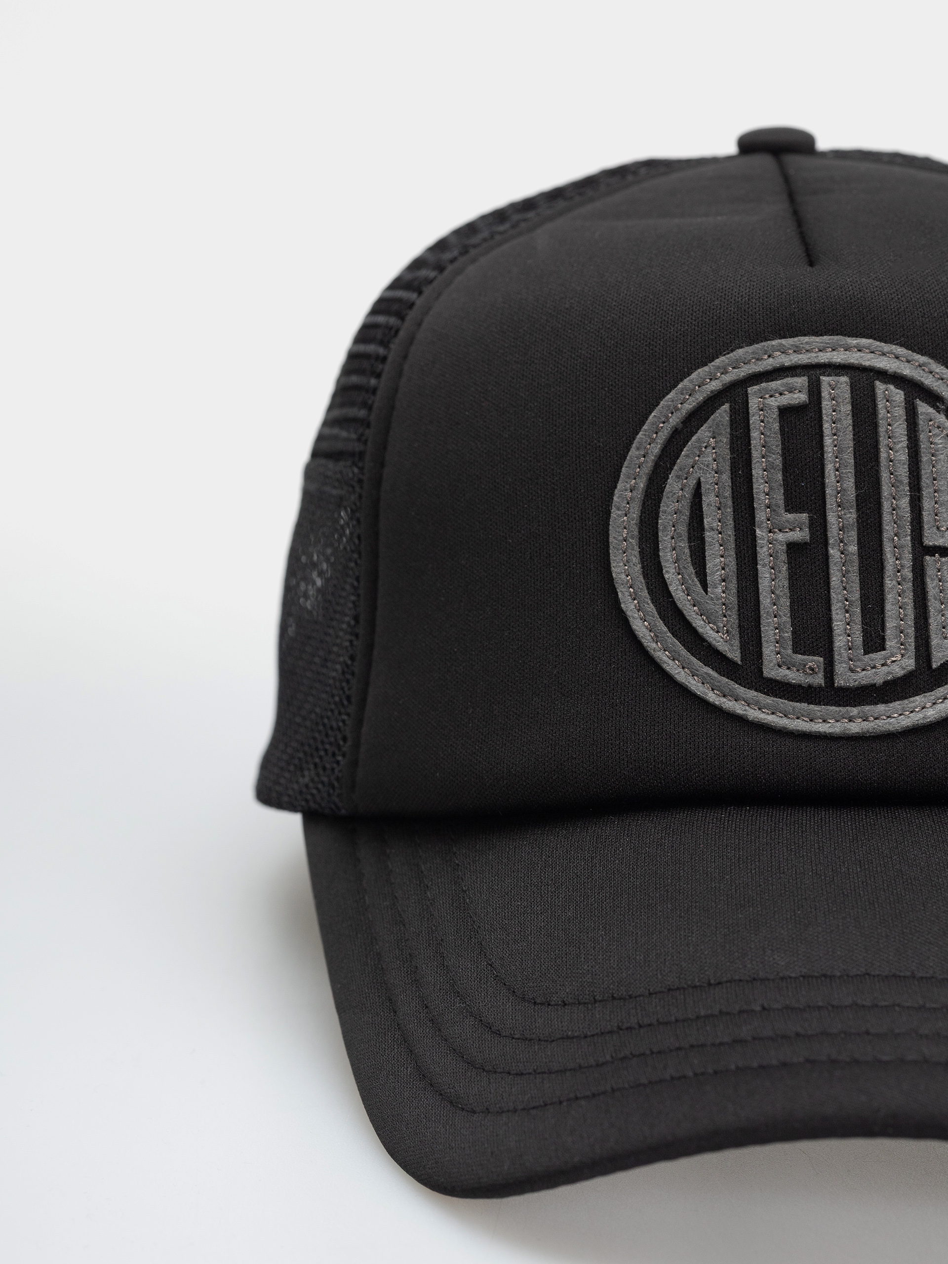 Шапка с козирка Deus Ex Machina Pill (black)