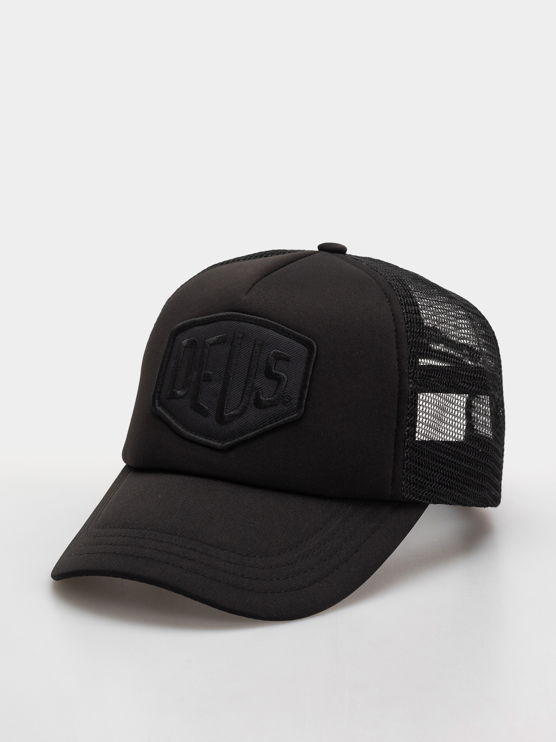 Шапка с козирка Deus Ex Machina Baylands (black)