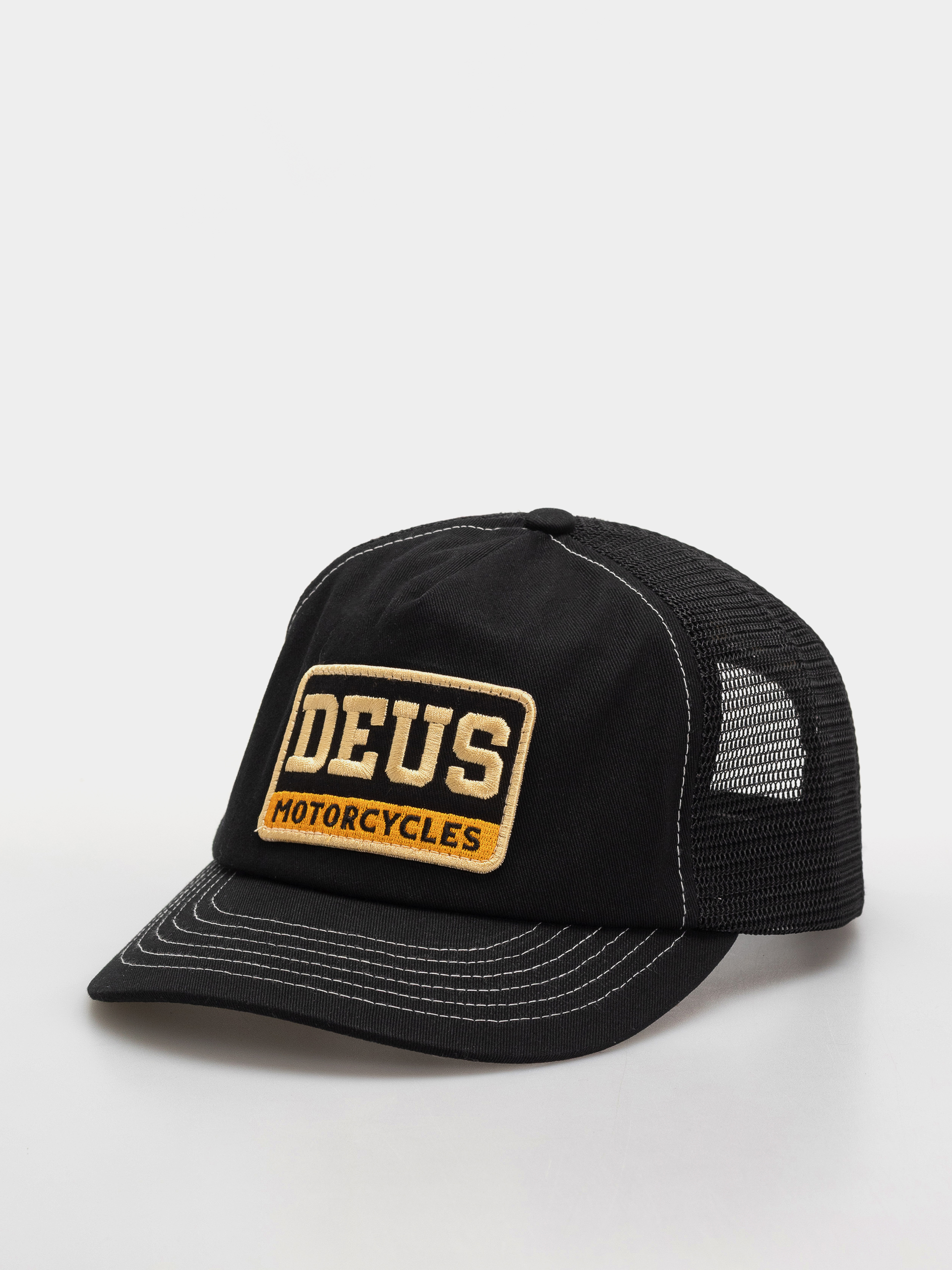 u0428u0430u043fu043au0430 u0441 u043au043eu0437u0438u0440u043au0430 Deus Ex Machina Malden (black)