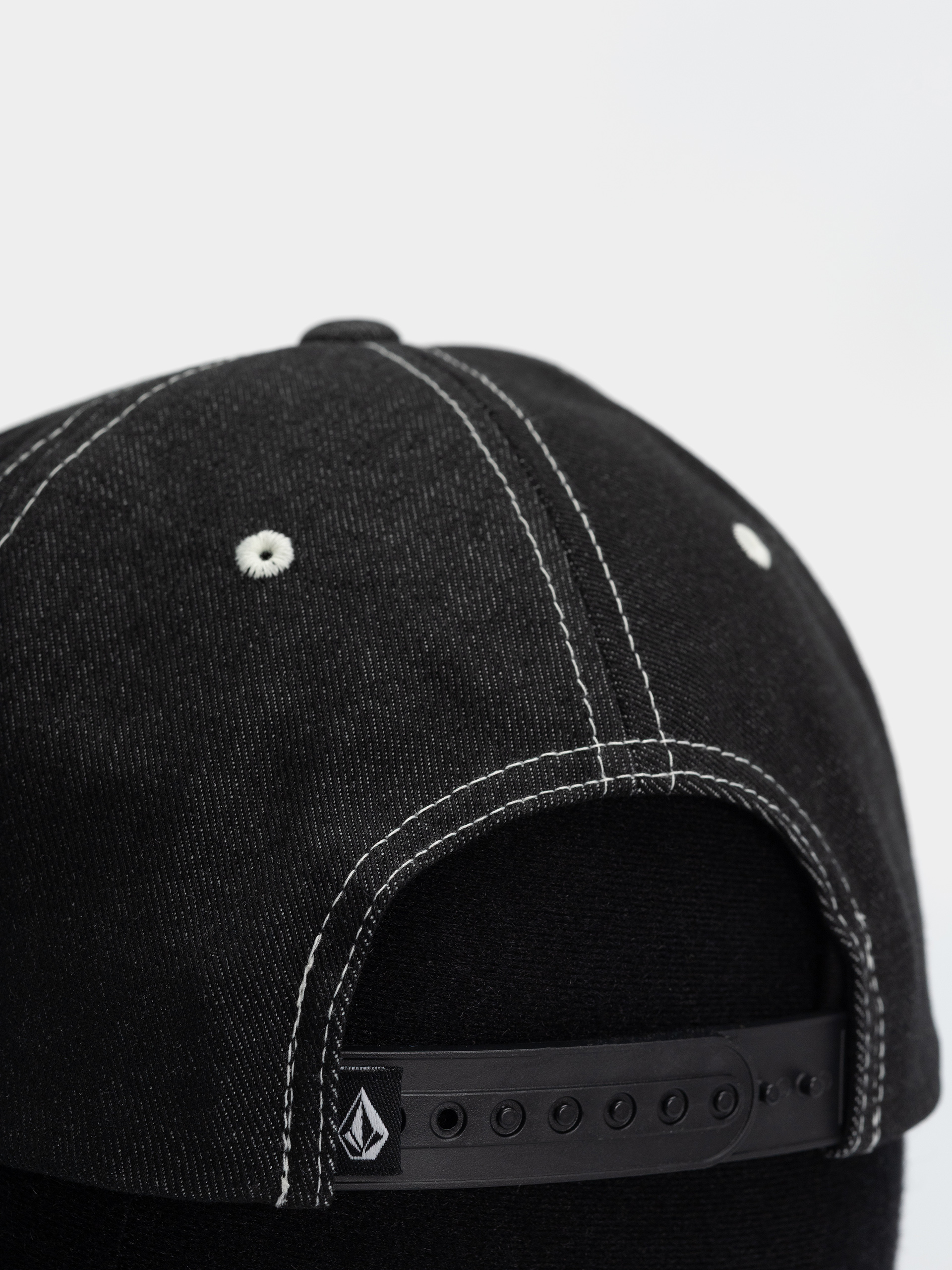 Шапка с козирка Volcom Bowcry Adj (black)