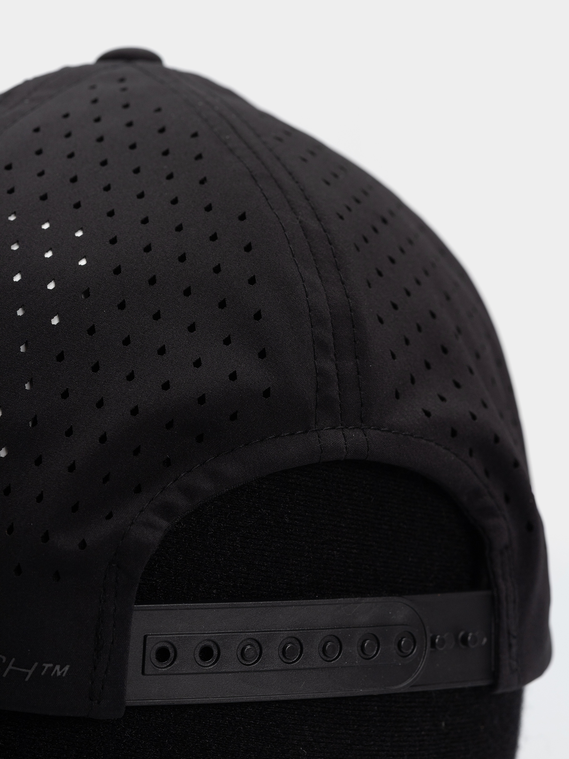 Шапка с козирка Volcom Volcom Vent Delta Adj (black)