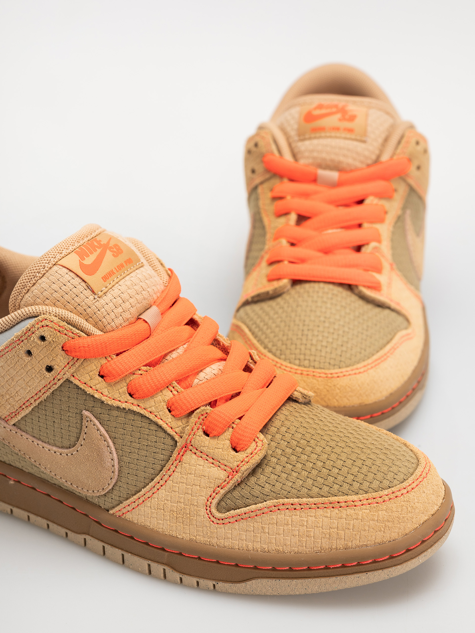 Обувки Nike SB Dunk Low Pro (canvas/vachetta tan/parachute beige)
