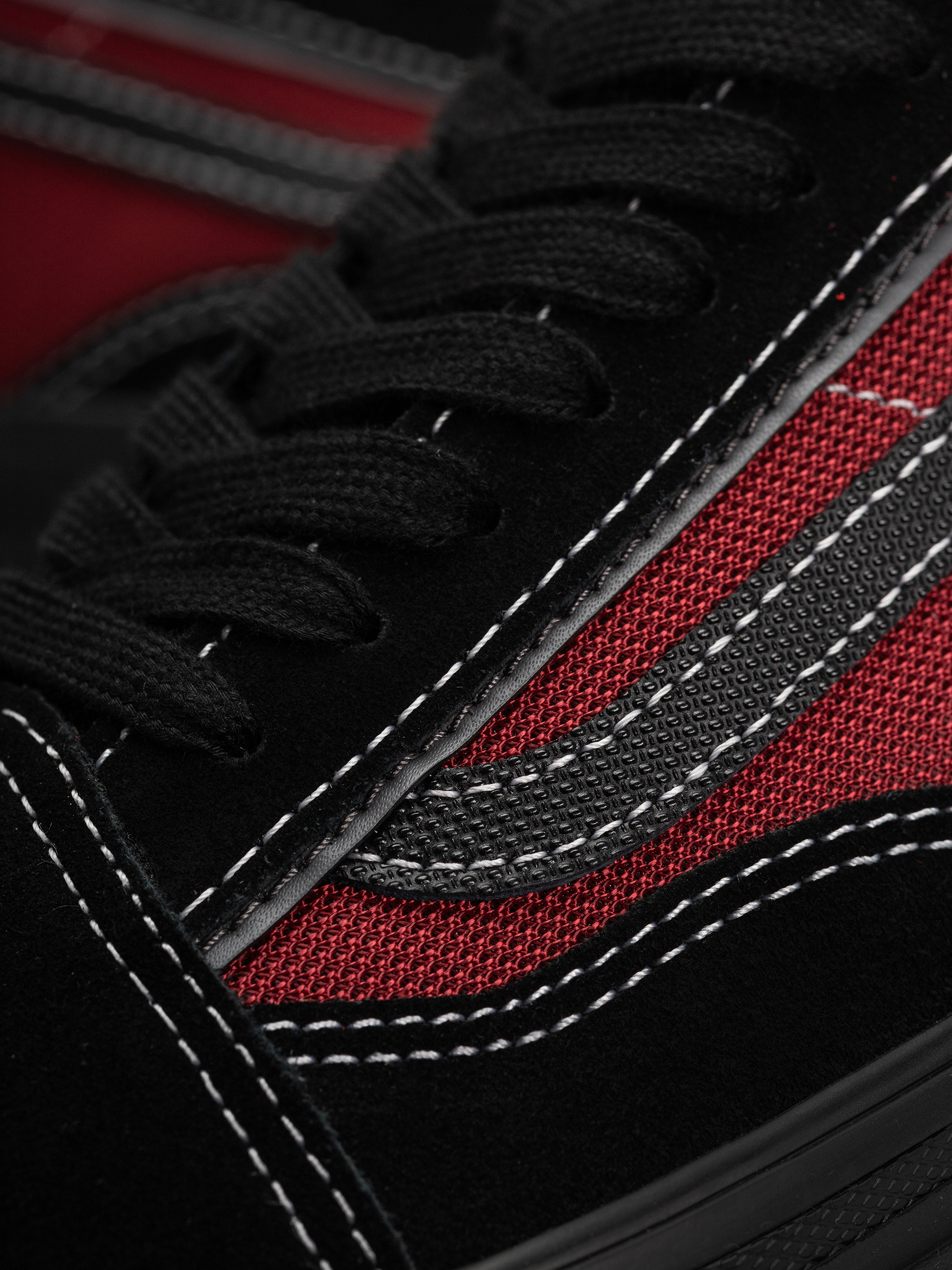 Обувки Vans Skate Old Skool Wafflecup (black/red)
