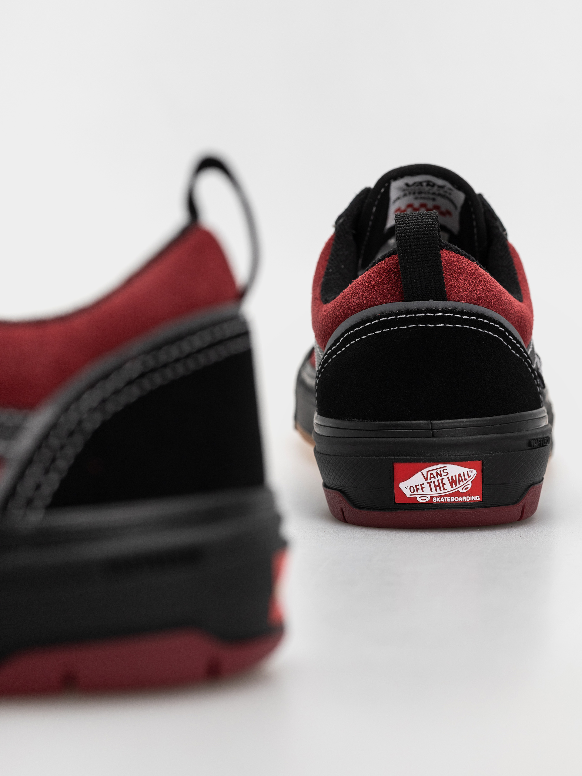 Обувки Vans Skate Old Skool Wafflecup (black/red)