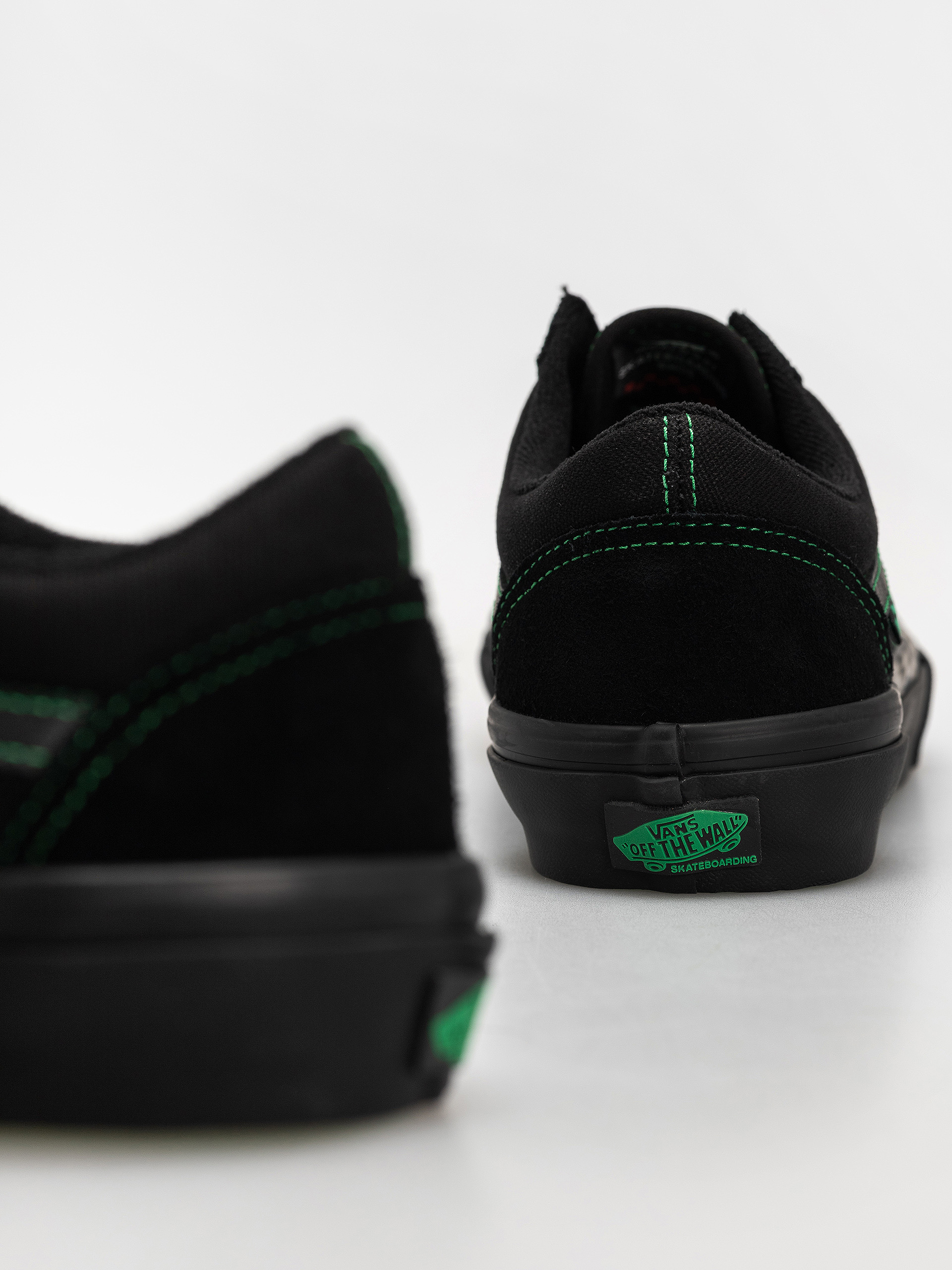 Обувки Vans Skate Old Skool (black/black/gre)