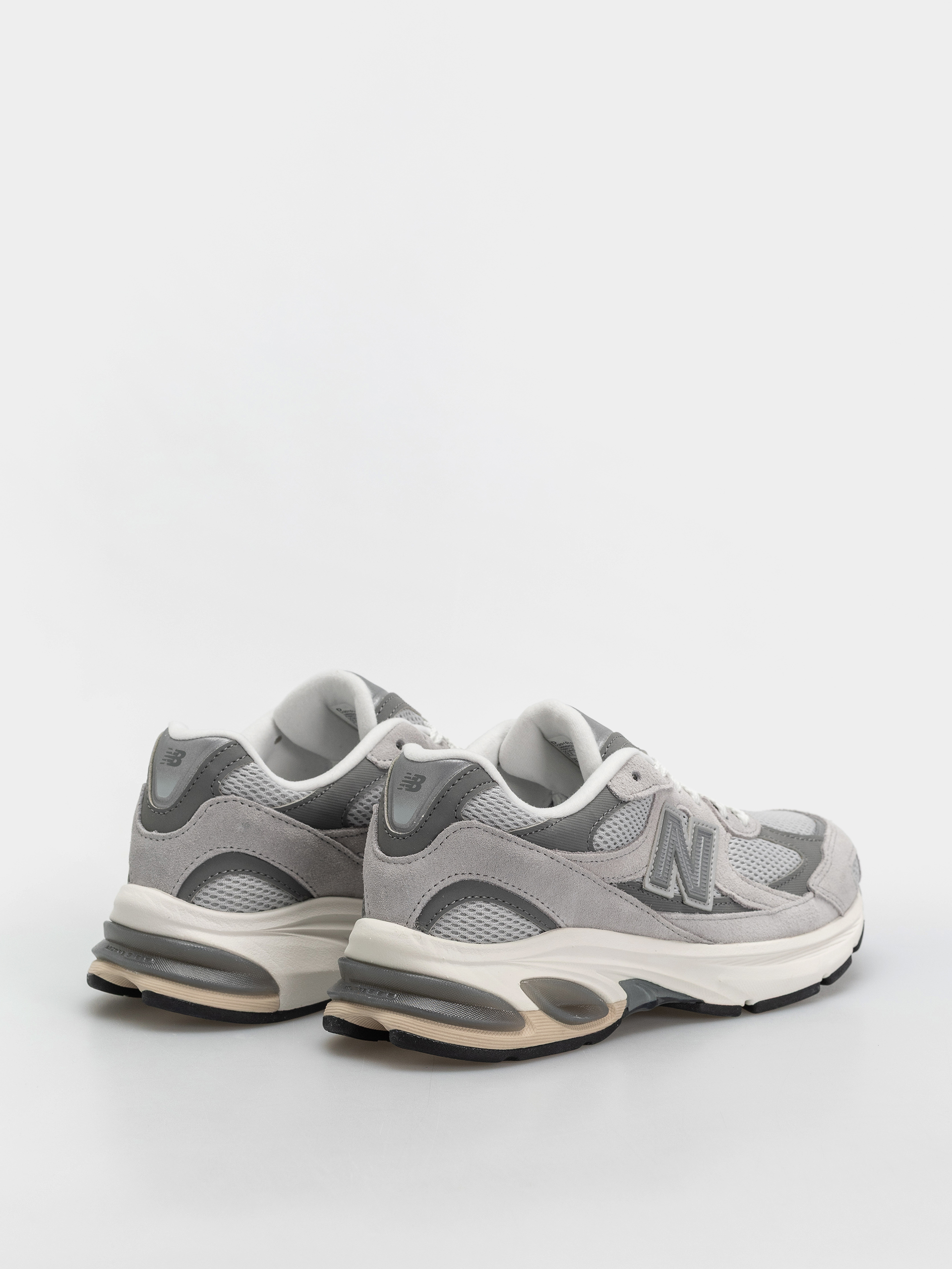Обувки New Balance 2010 (raincloud/harbor grey/white)