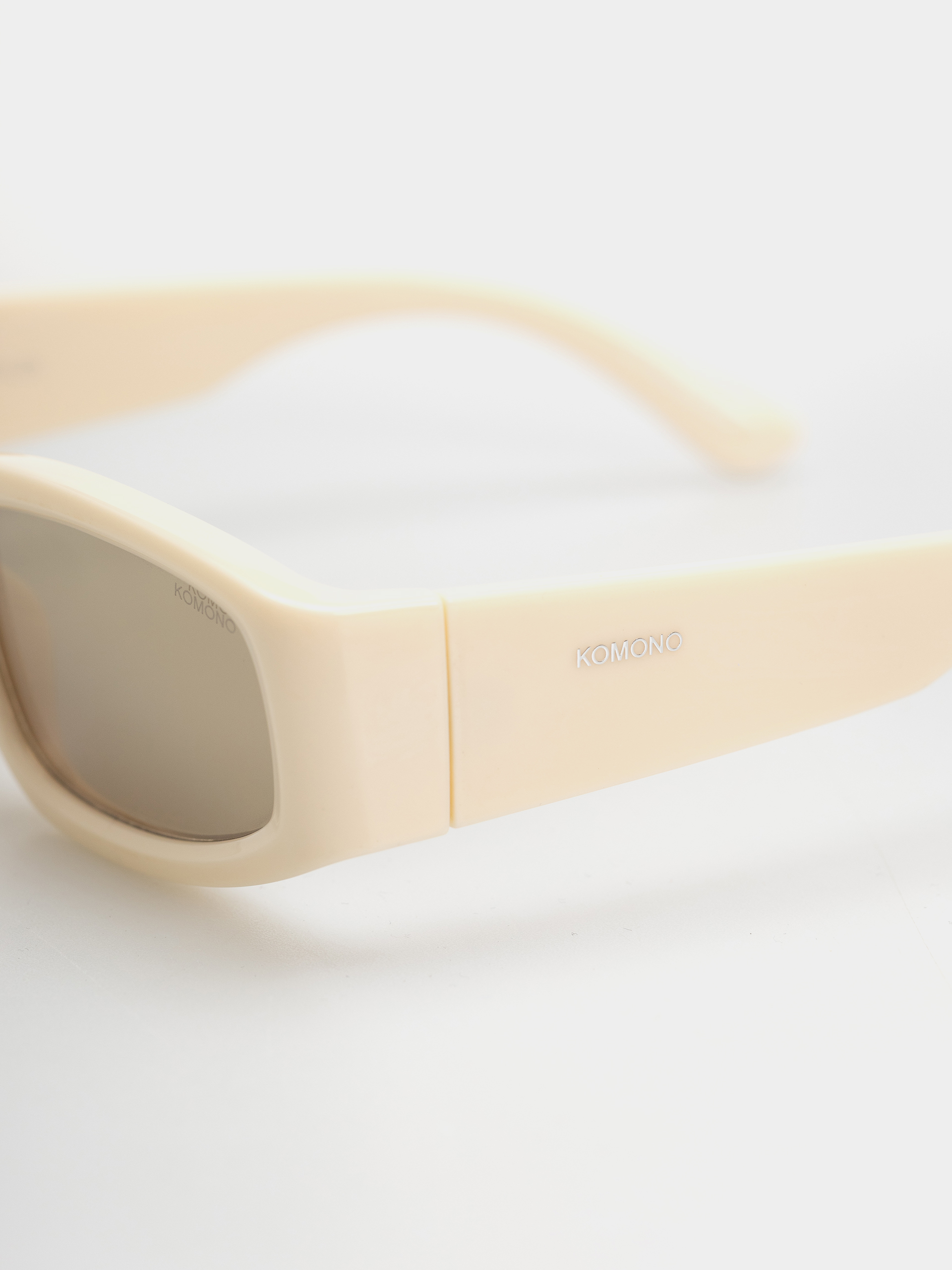 Слънчеви очила Komono Rylan (porcelain fire)