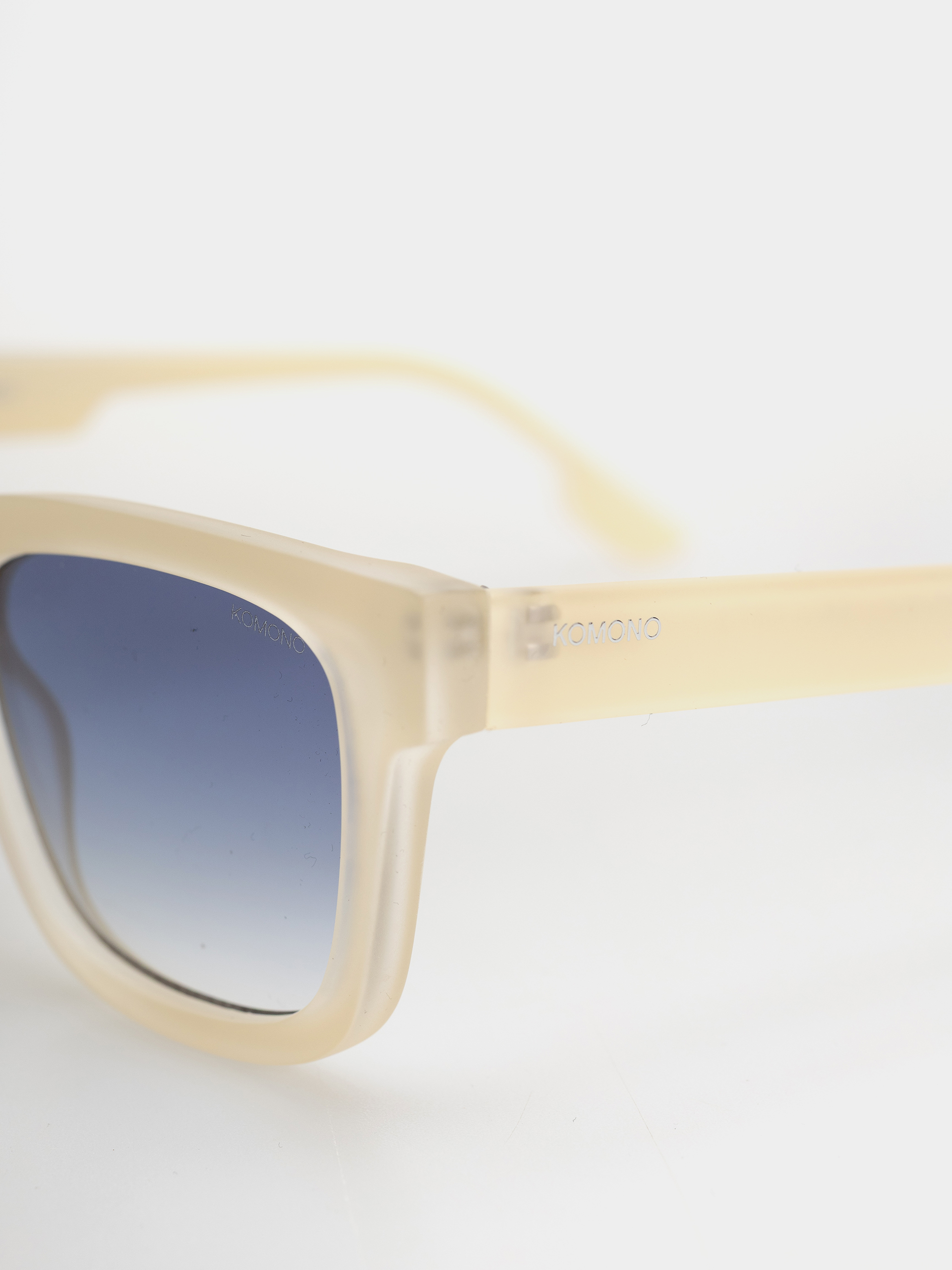 Слънчеви очила Komono Bobby (velvet moon)