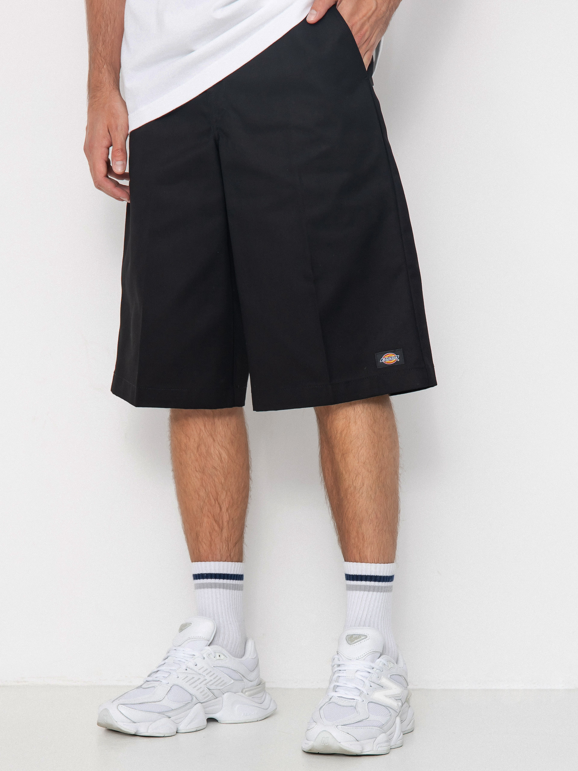 Dickies Къси панталони 13Inch Multi Pocket (black)
