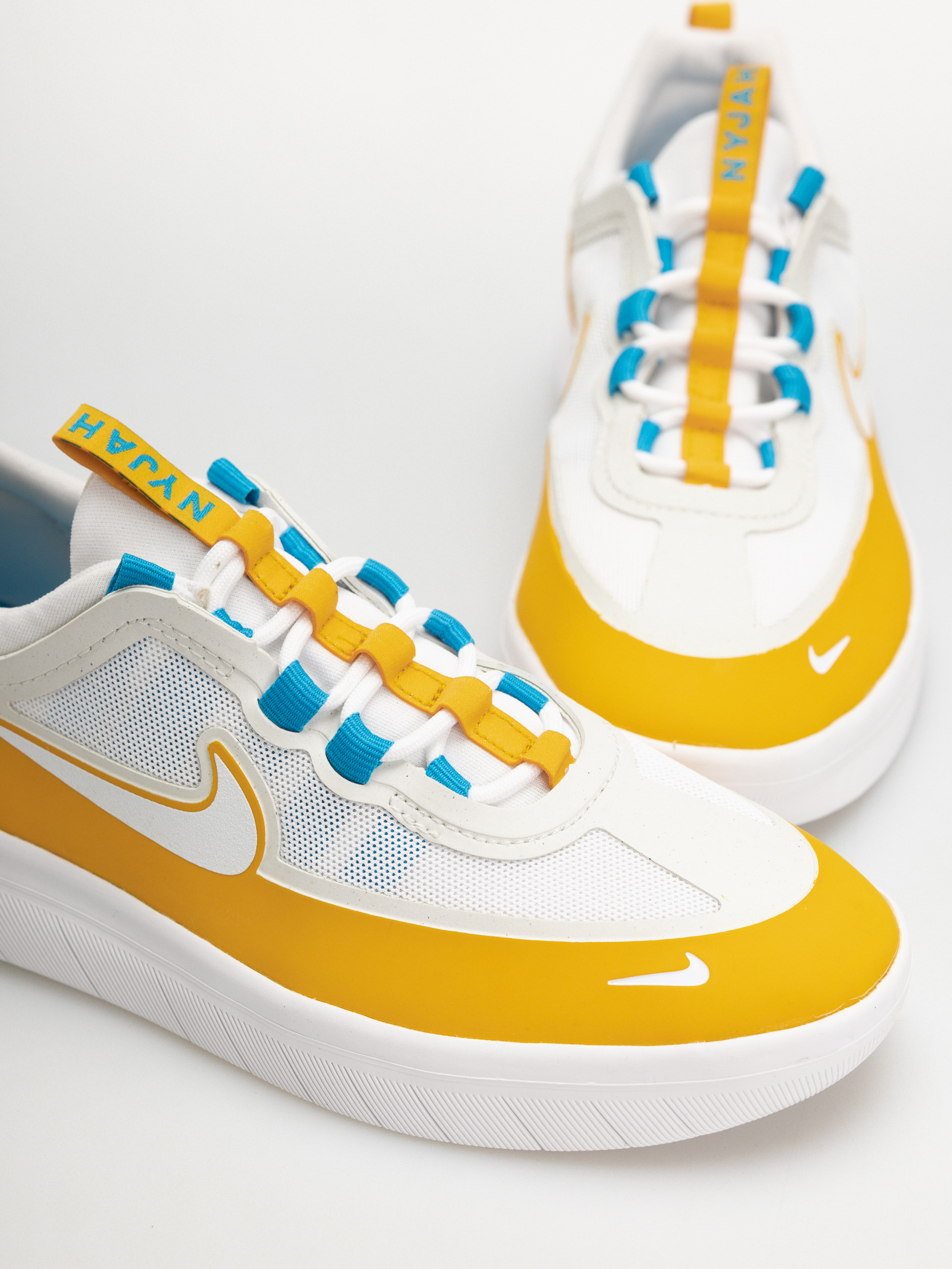 Обувки Nike SB Nyjah Free 2 (dark sulfur/white laser blue)