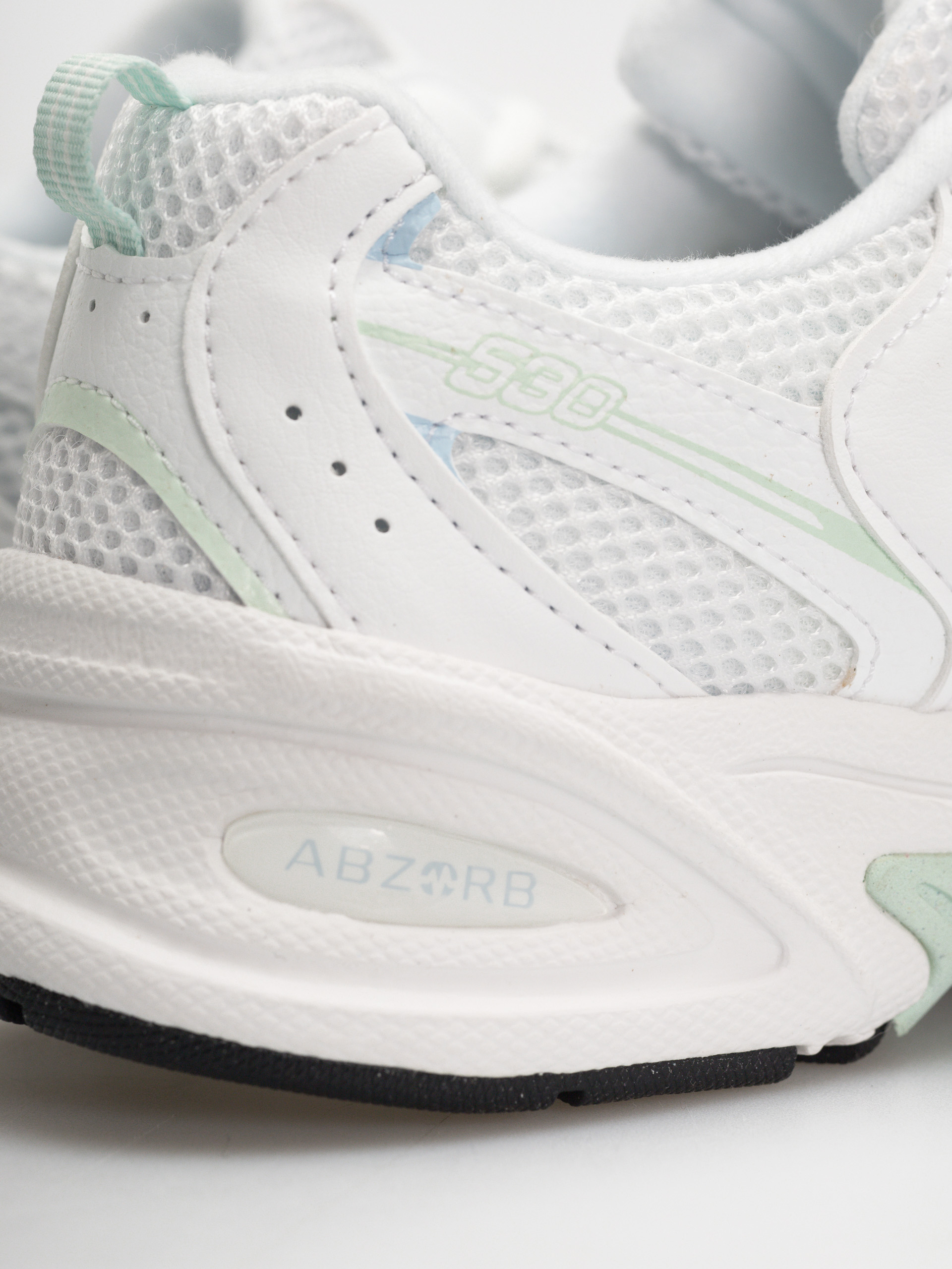 Обувки New Balance 530 JR (103 white/cosmic jade)