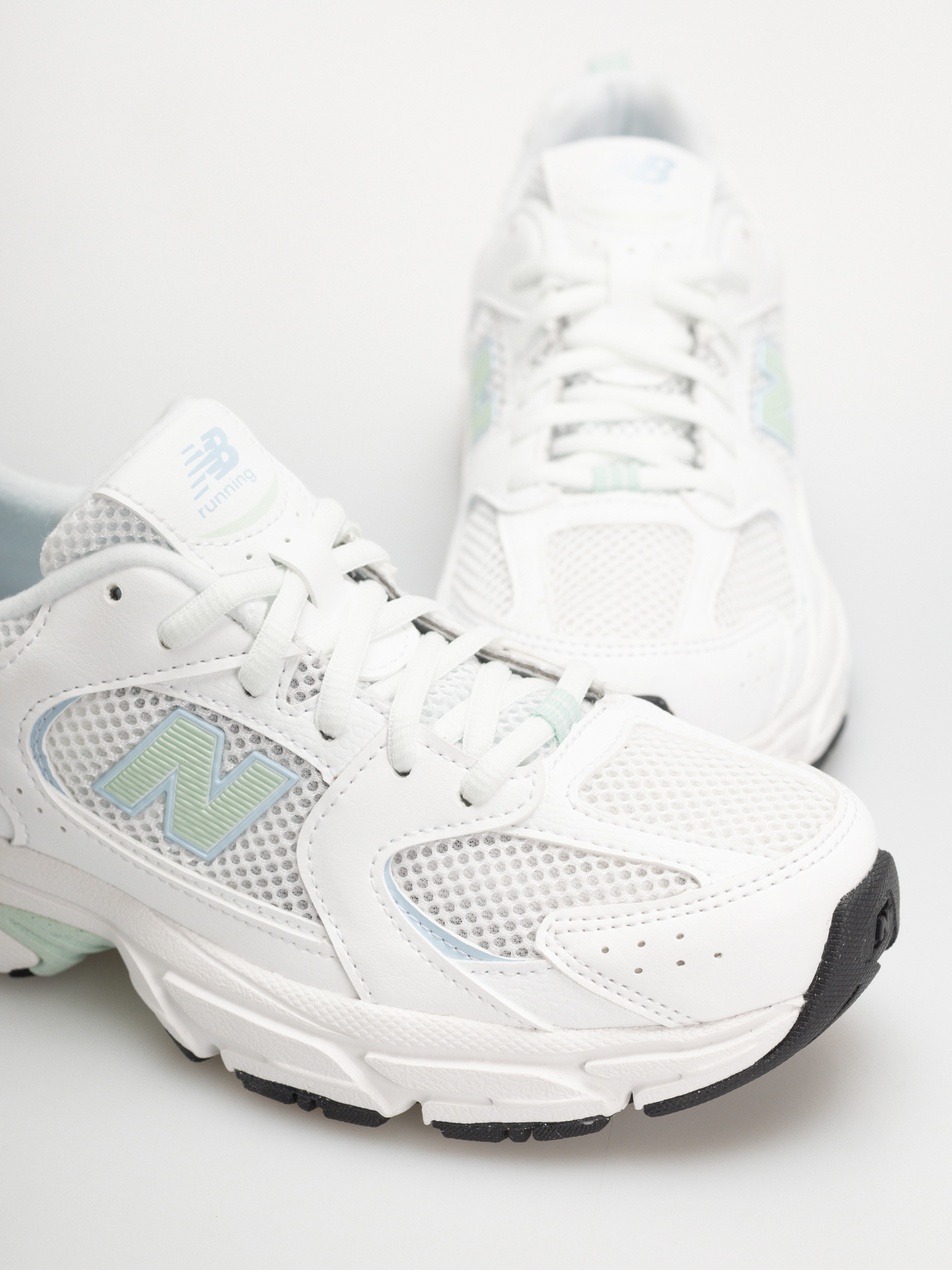Обувки New Balance 530 JR (103 white/cosmic jade)