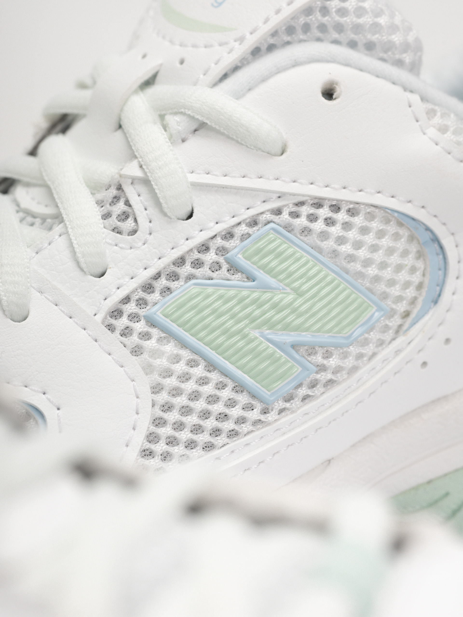 Обувки New Balance 530 JR (103 white/cosmic jade)