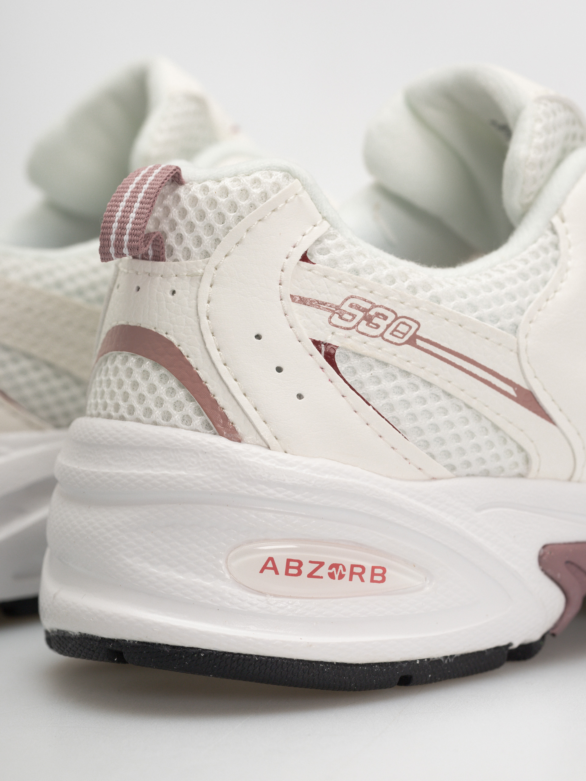 Обувки New Balance 530 JR (sea salt/rosewood)