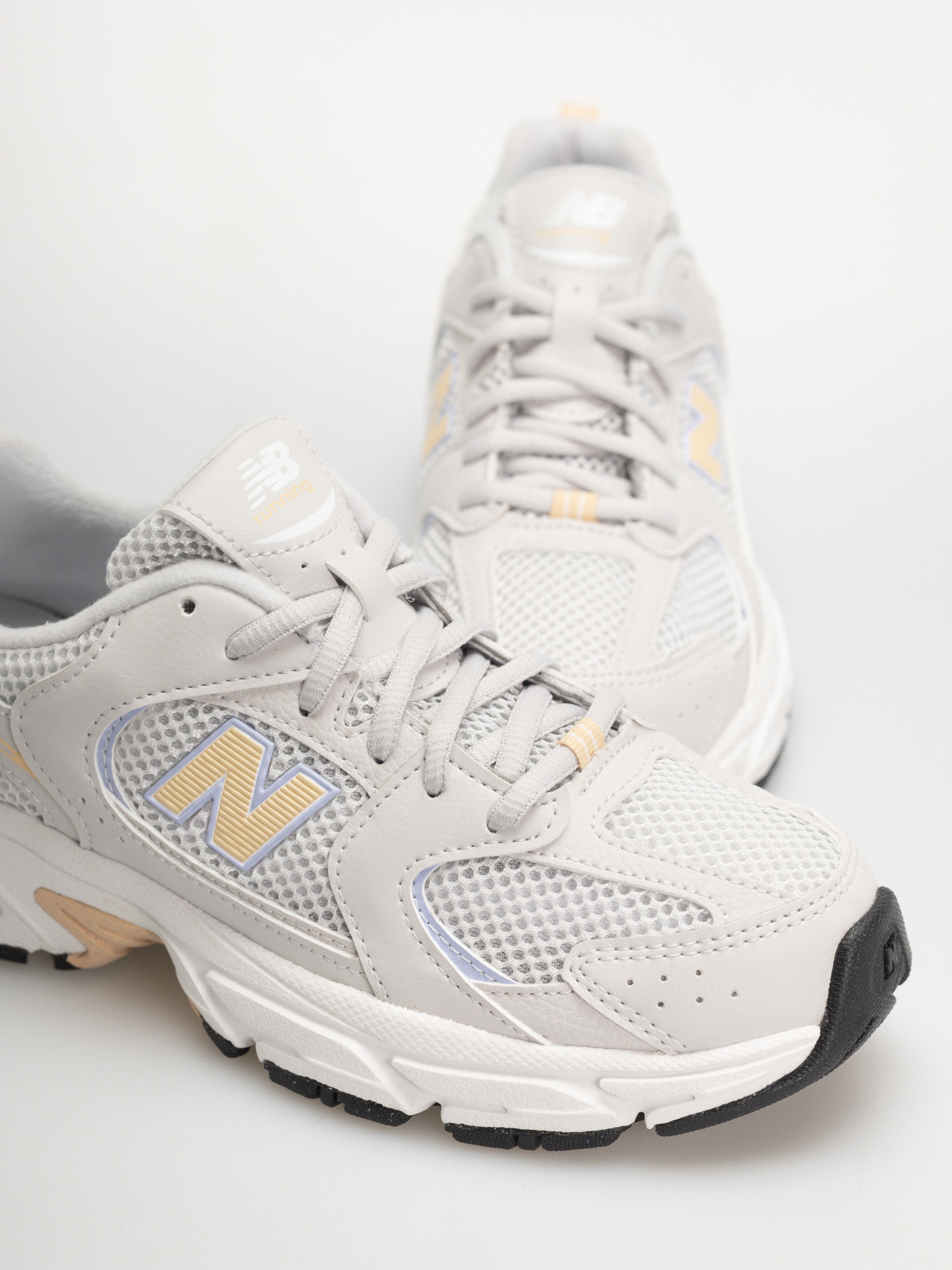 Обувки New Balance 530 JR (grey matter/sherbert)